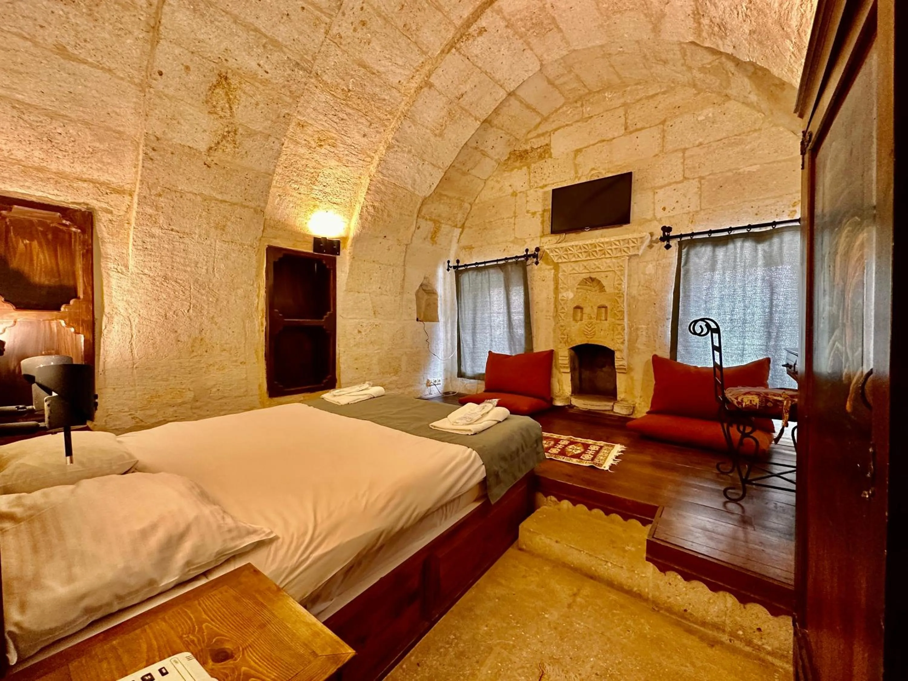 Photo of the whole room in Harkasos Cave Hotel