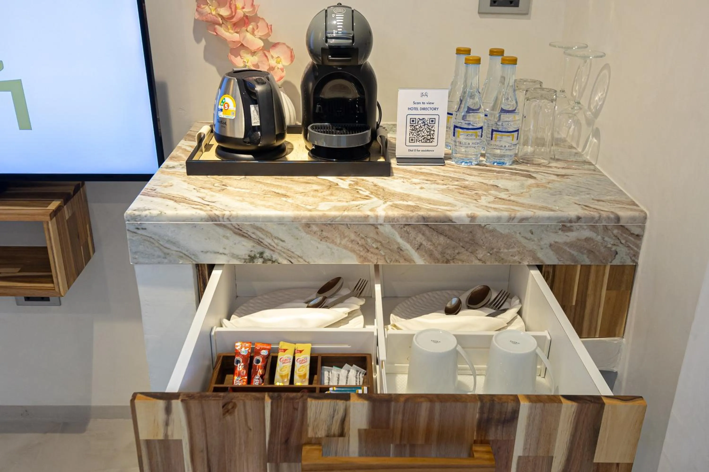 Coffee/tea facilities in KC Beach Club & Pool Villas