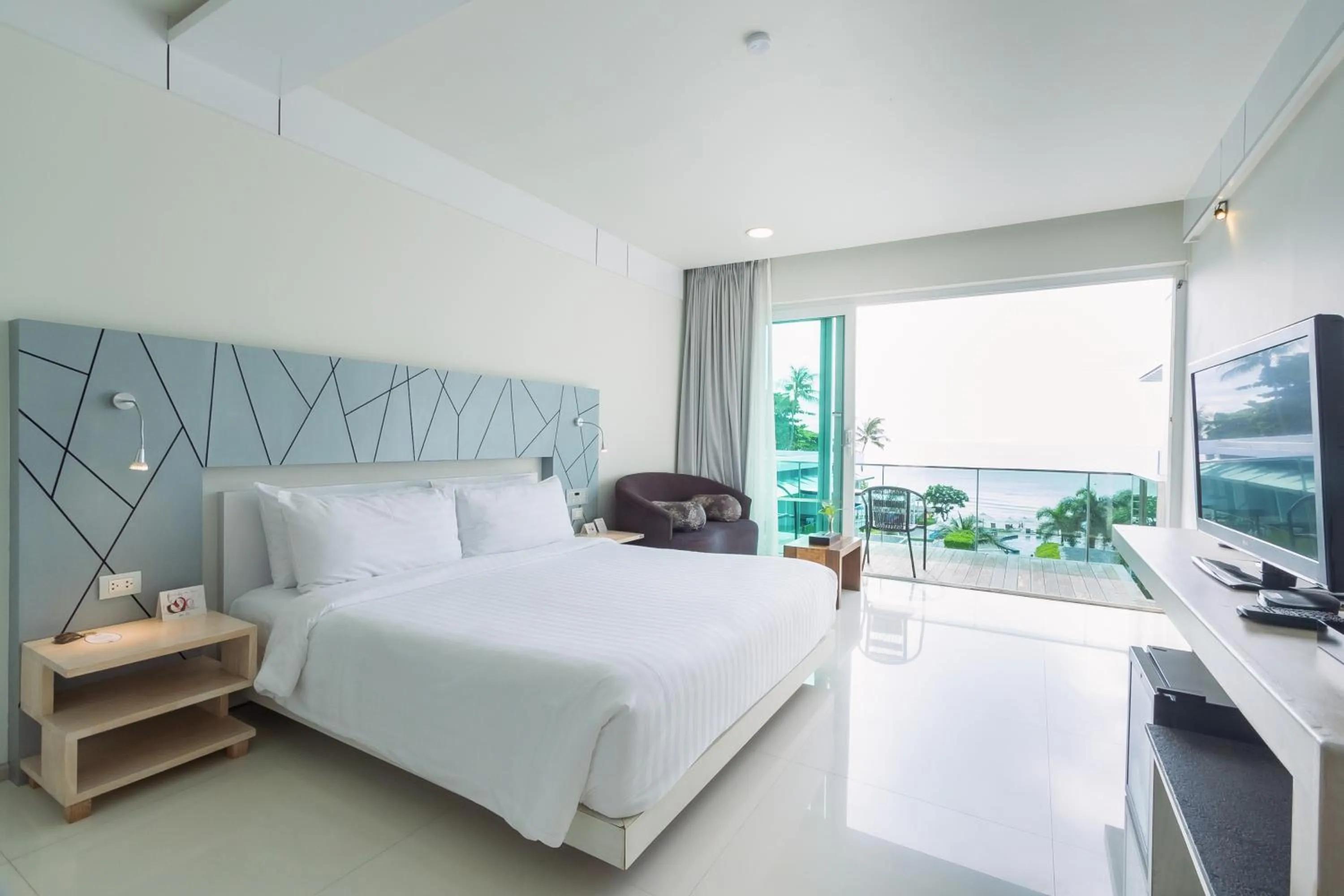 Bedroom, Bed in KC Beach Club & Pool Villas