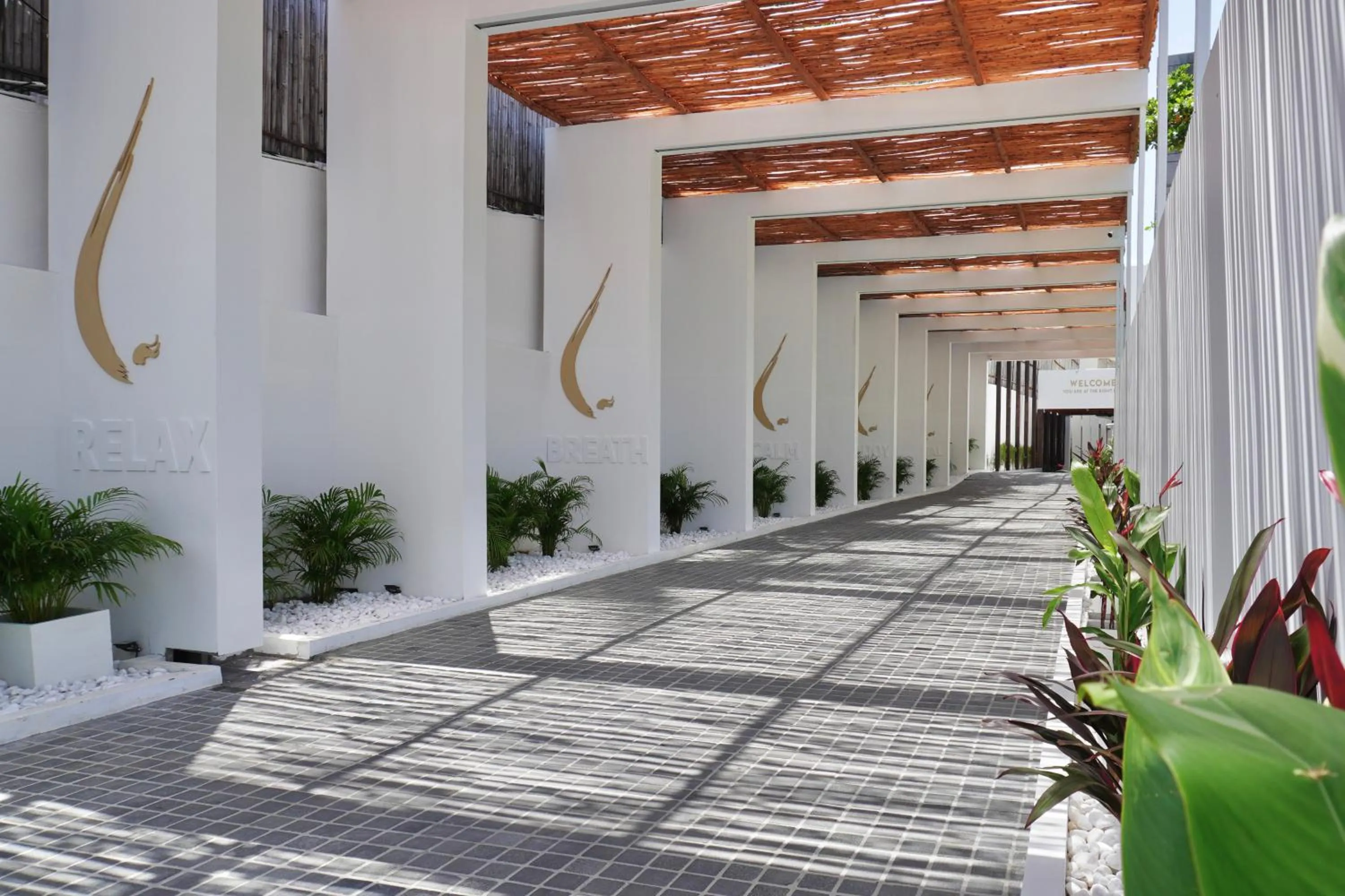 Facade/entrance in KC Beach Club & Pool Villas