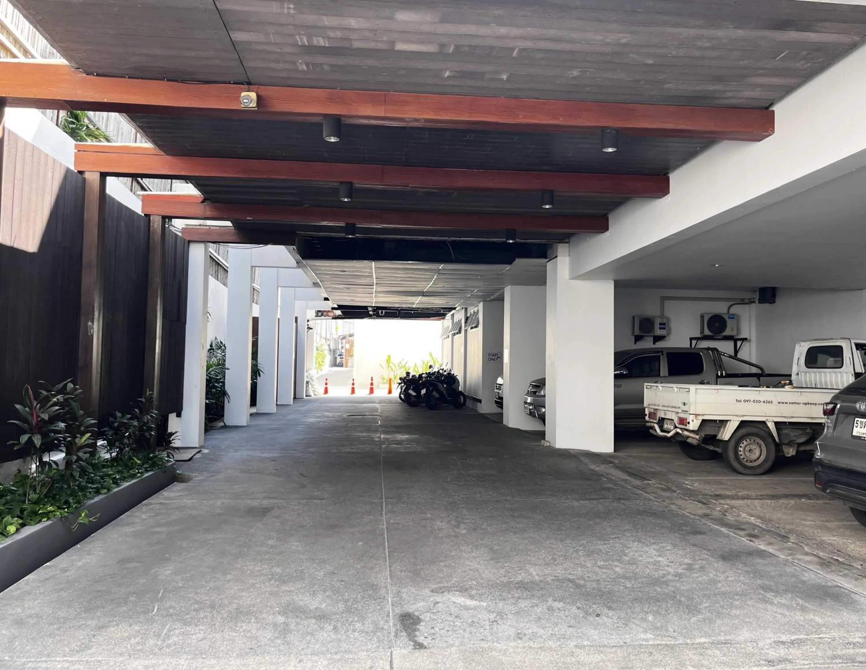 Parking in KC Beach Club & Pool Villas