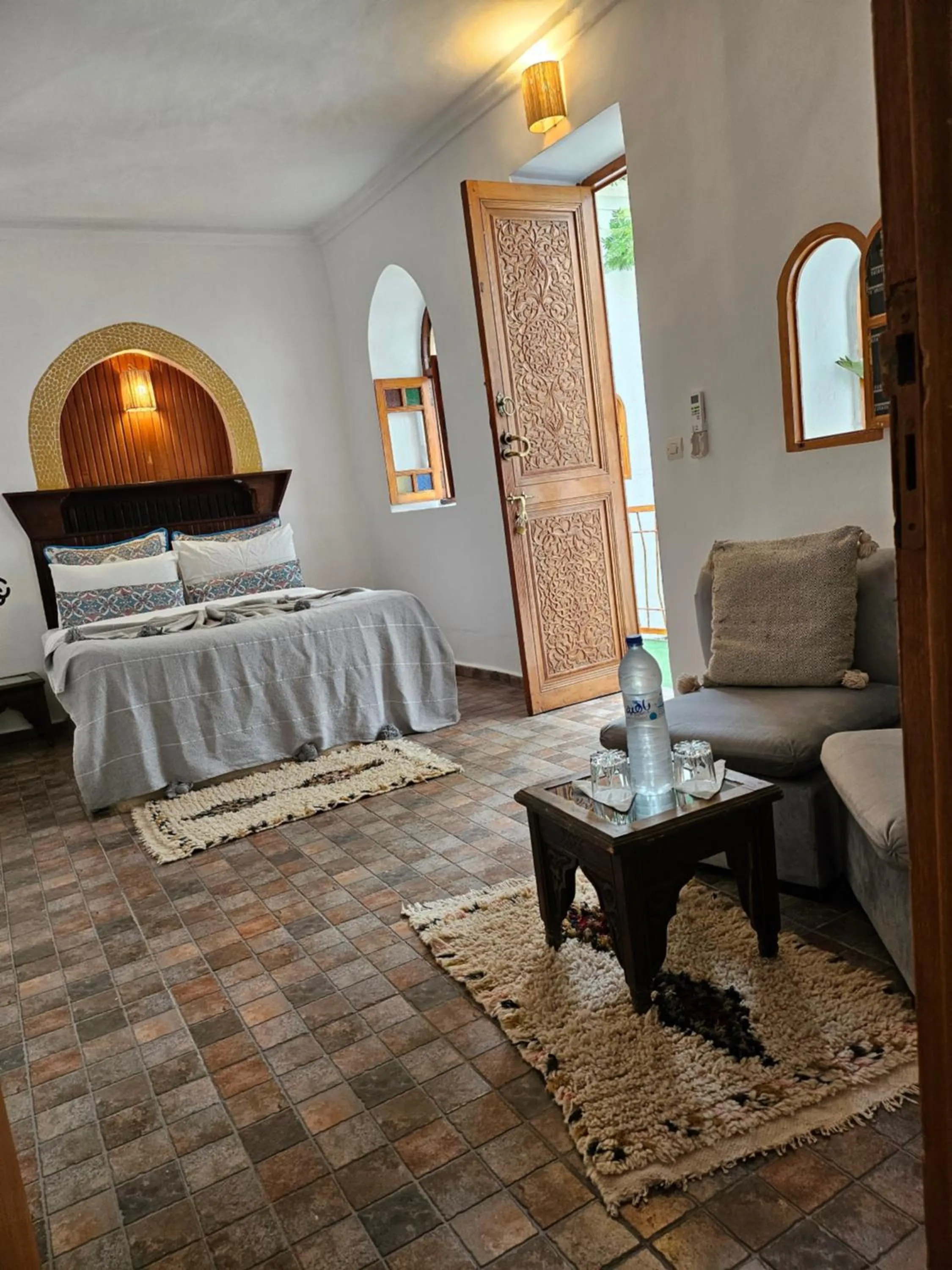 Photo of the whole room, Bed in Riad O LY