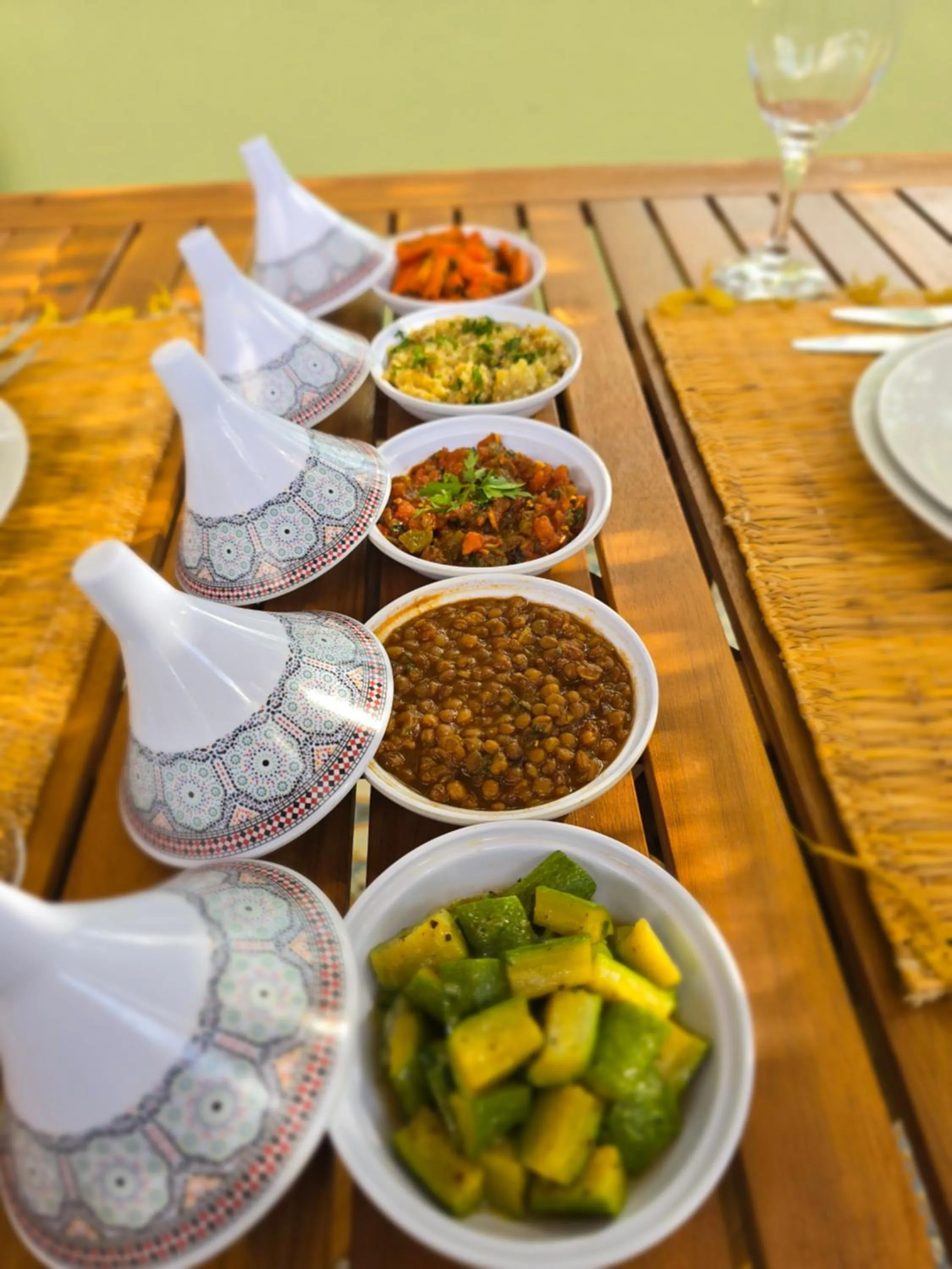 Restaurant/places to eat in Riad O LY