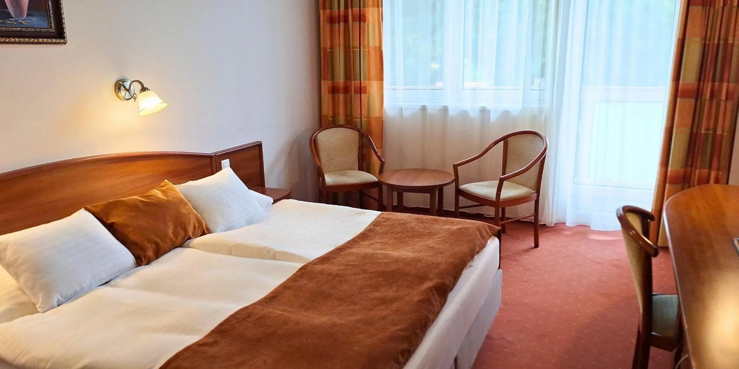 Photo of the whole room, Bed in Hungarospa Thermal Hotel