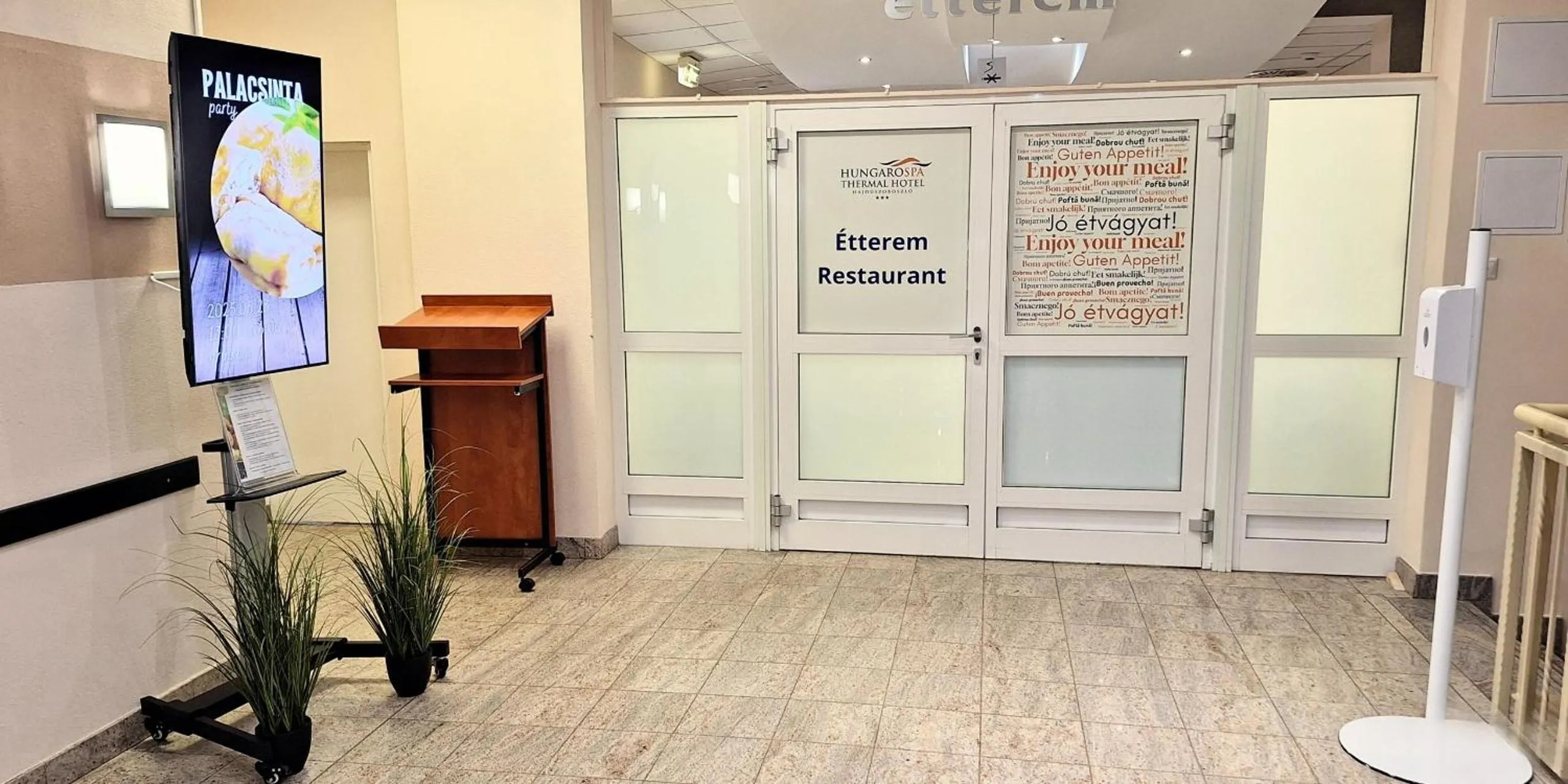 Restaurant/places to eat in Hungarospa Thermal Hotel