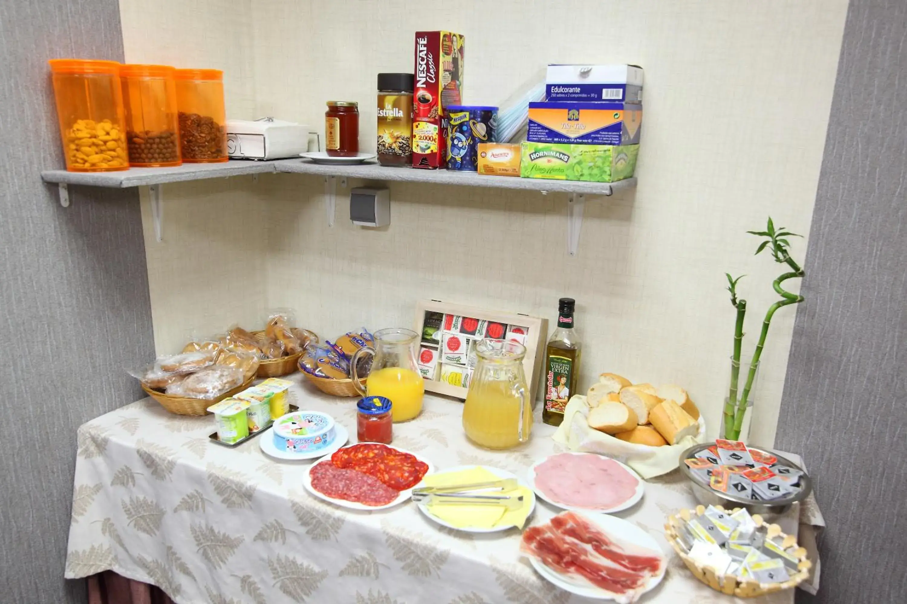 Hostal Campo Real Bed&Breakfast Hostal Campo Real Bed&Breakfast