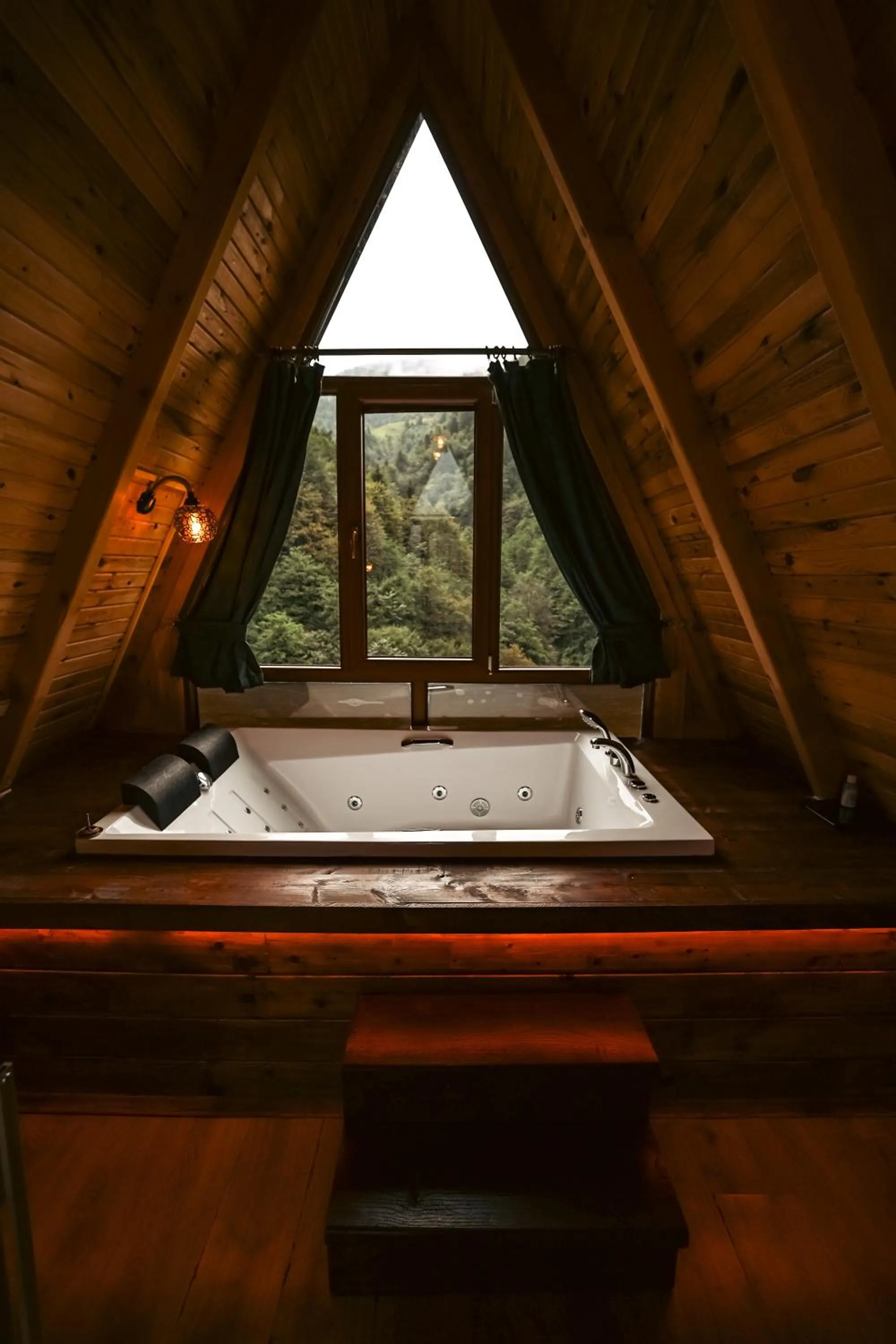 Bath in bungalove tatil köyü