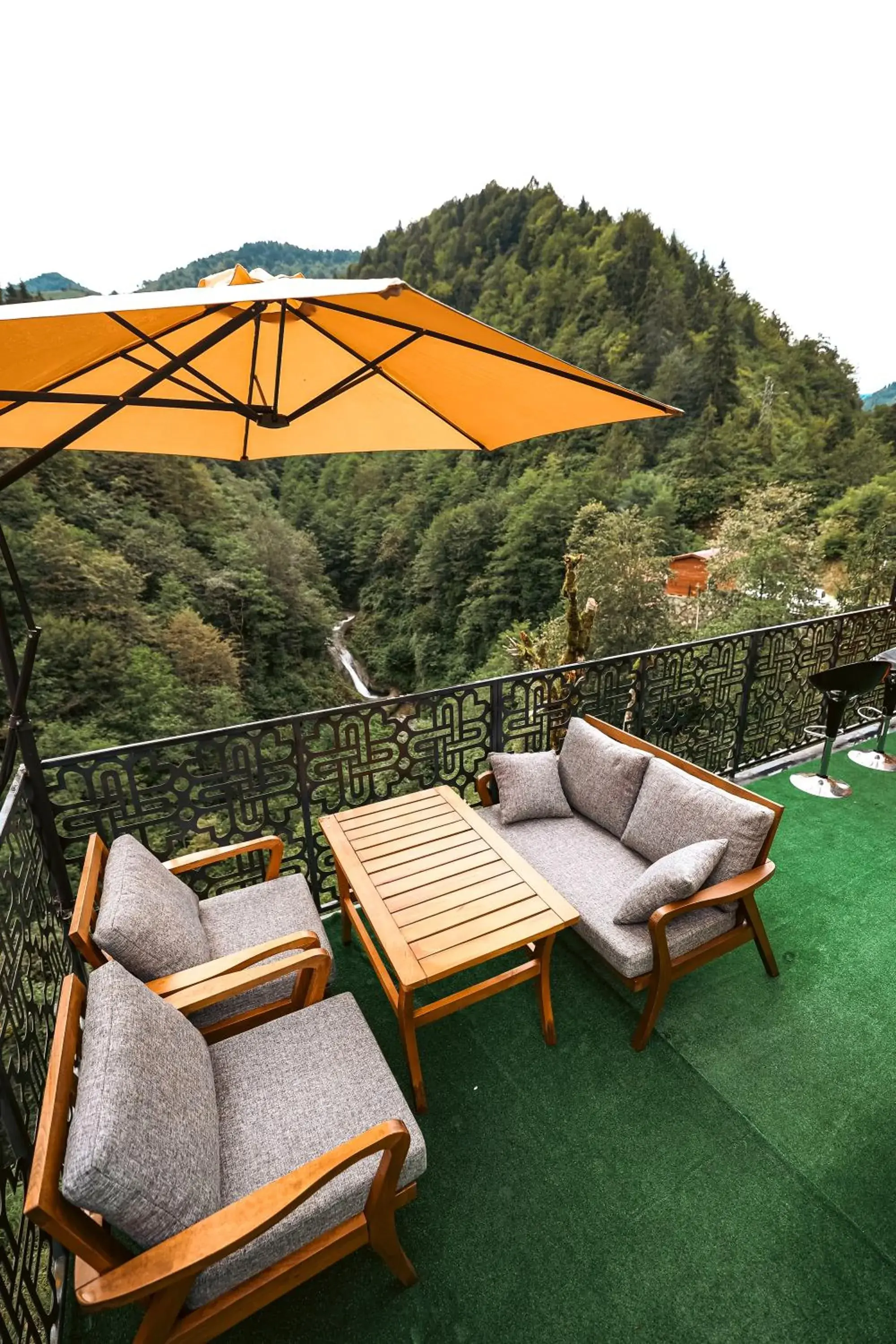 Quadruple Room with Balcony in bungalove tatil köyü Quadruple Room with Balcony in bungalove tatil köyü