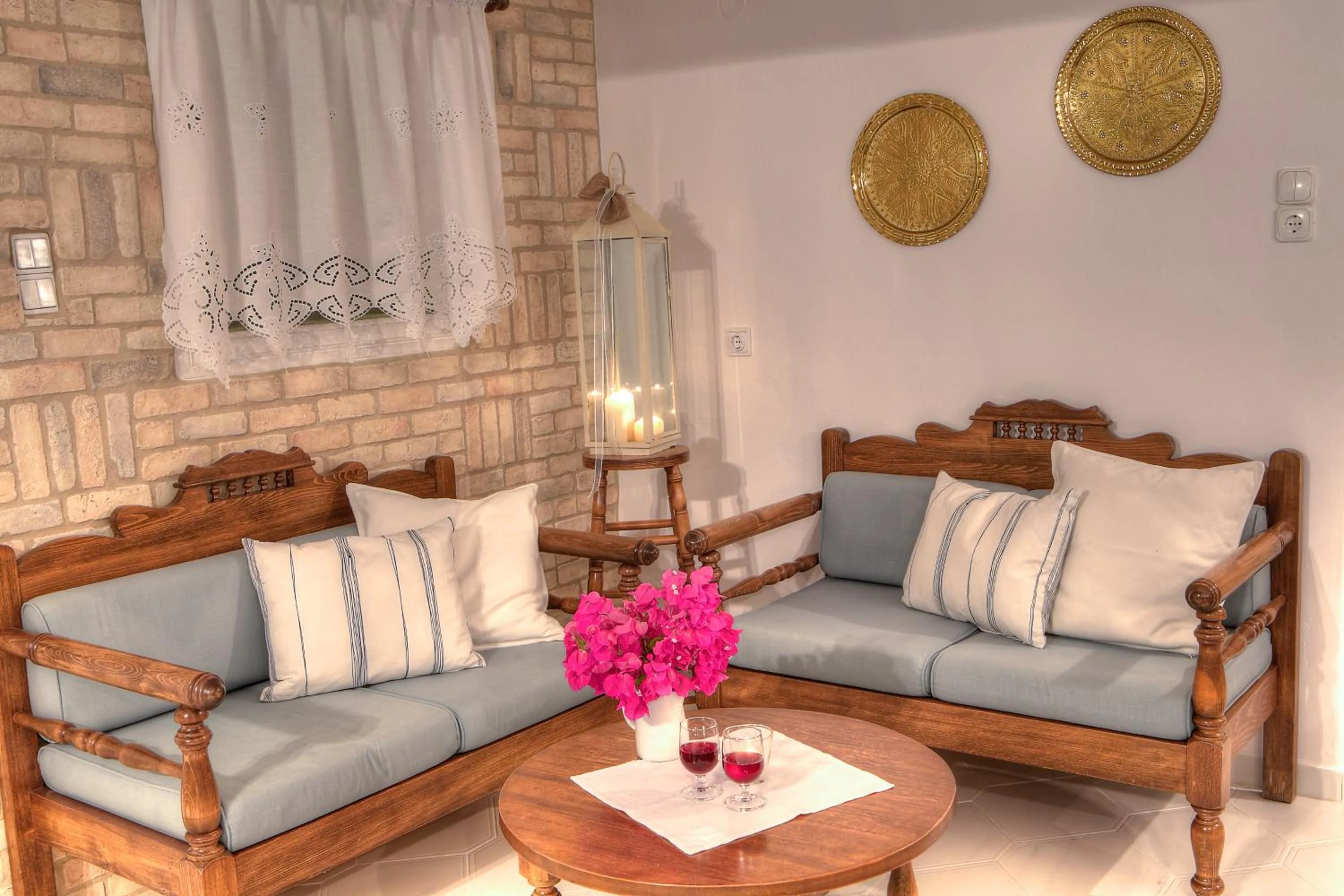 Seating area in Ostria