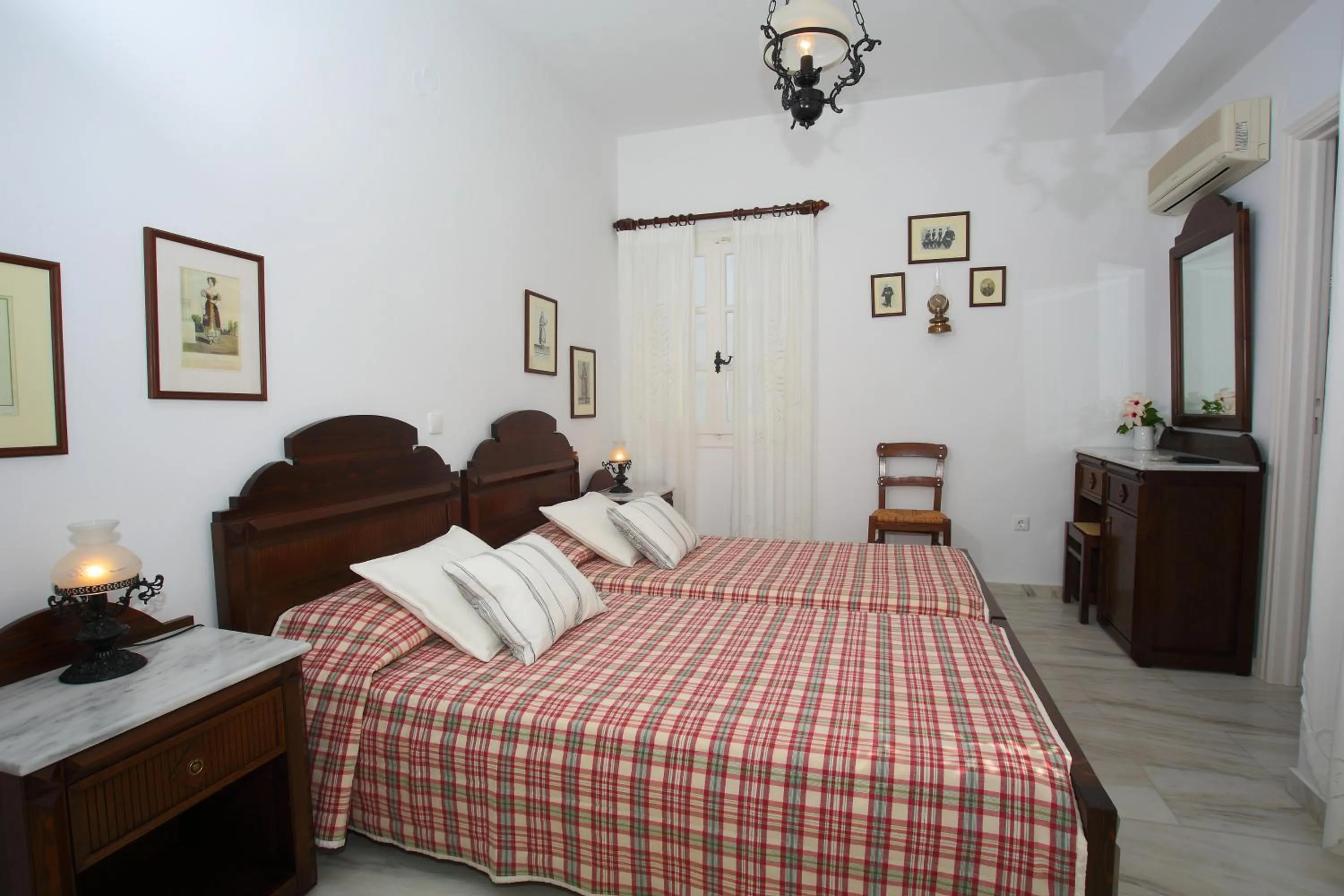Photo of the whole room, Bed in Ostria