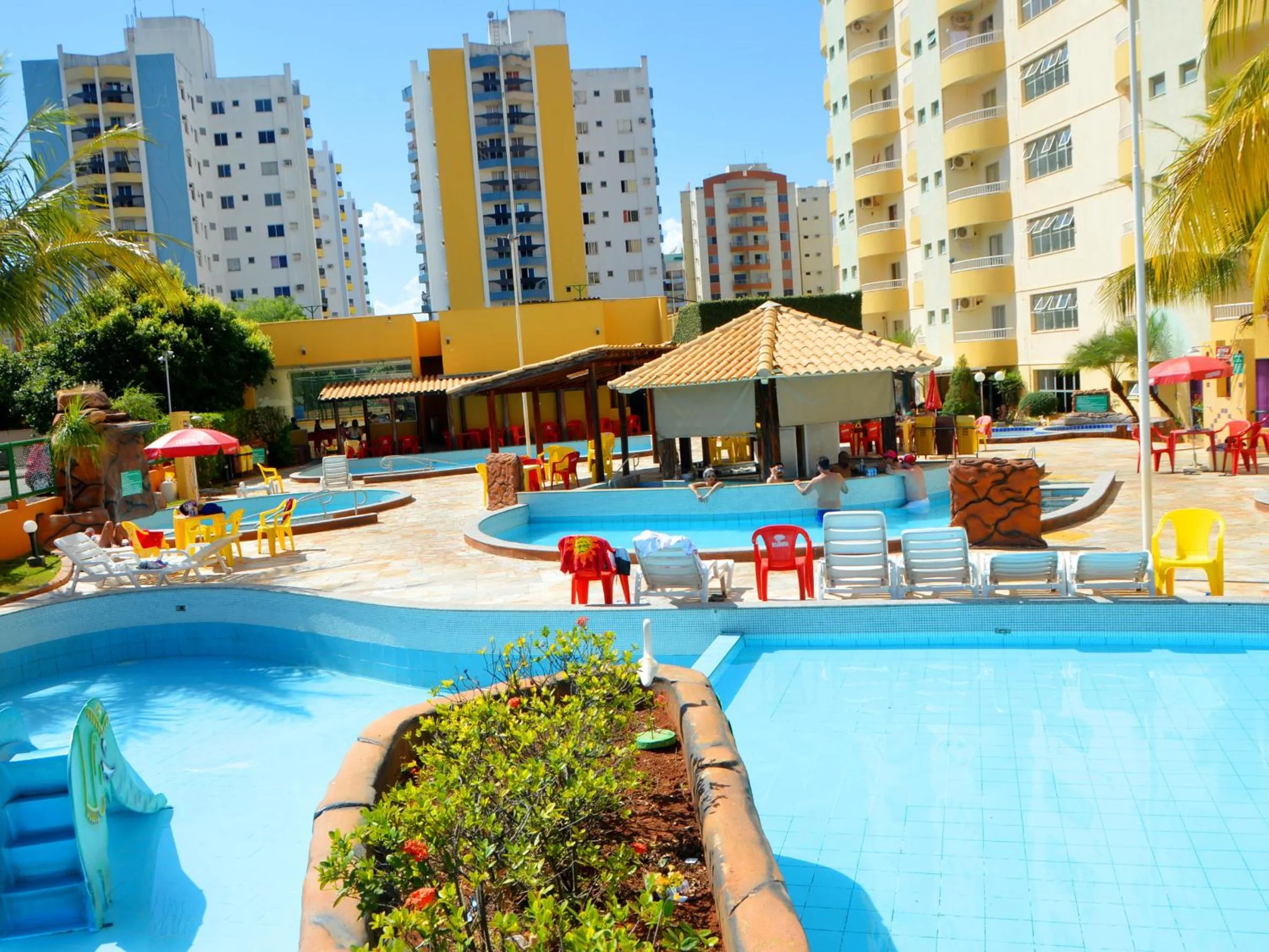 Swimming pool in Suite Show no Thermas Place