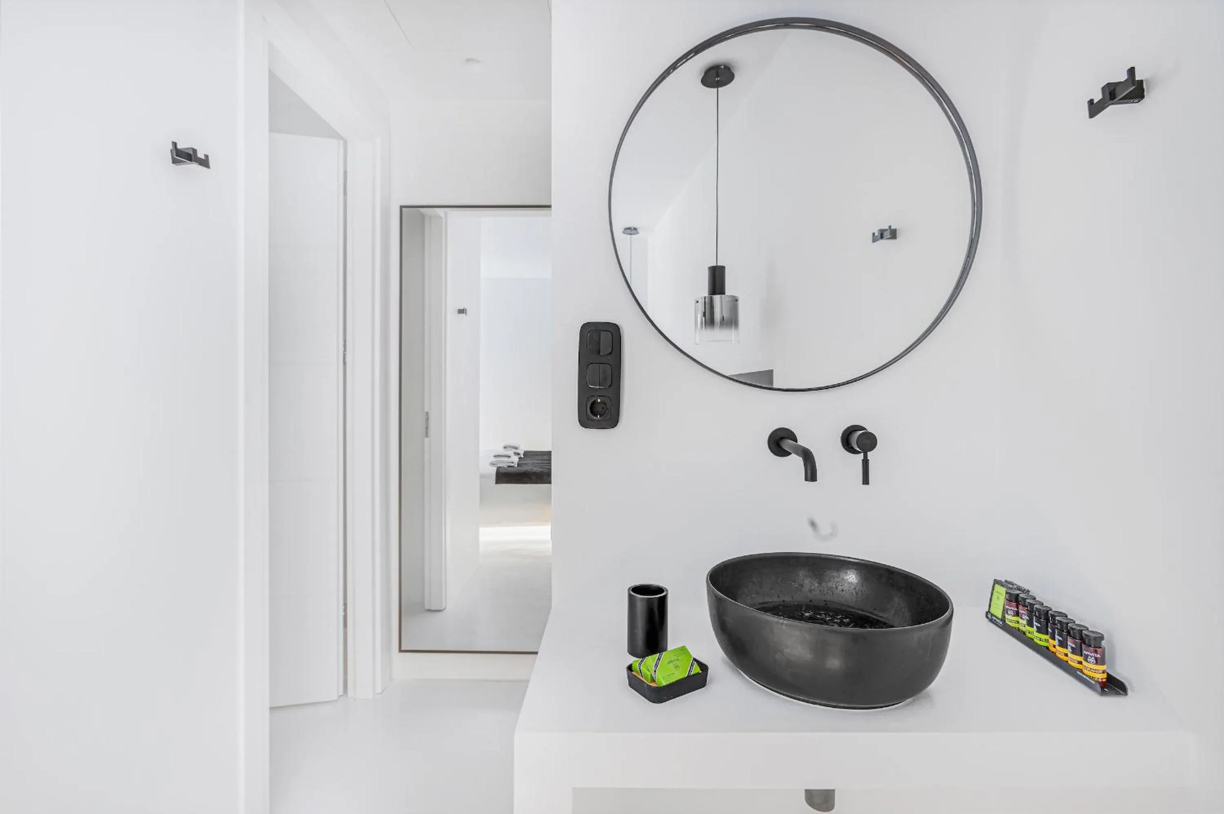 Bathroom in Tagoo Black Mykonos