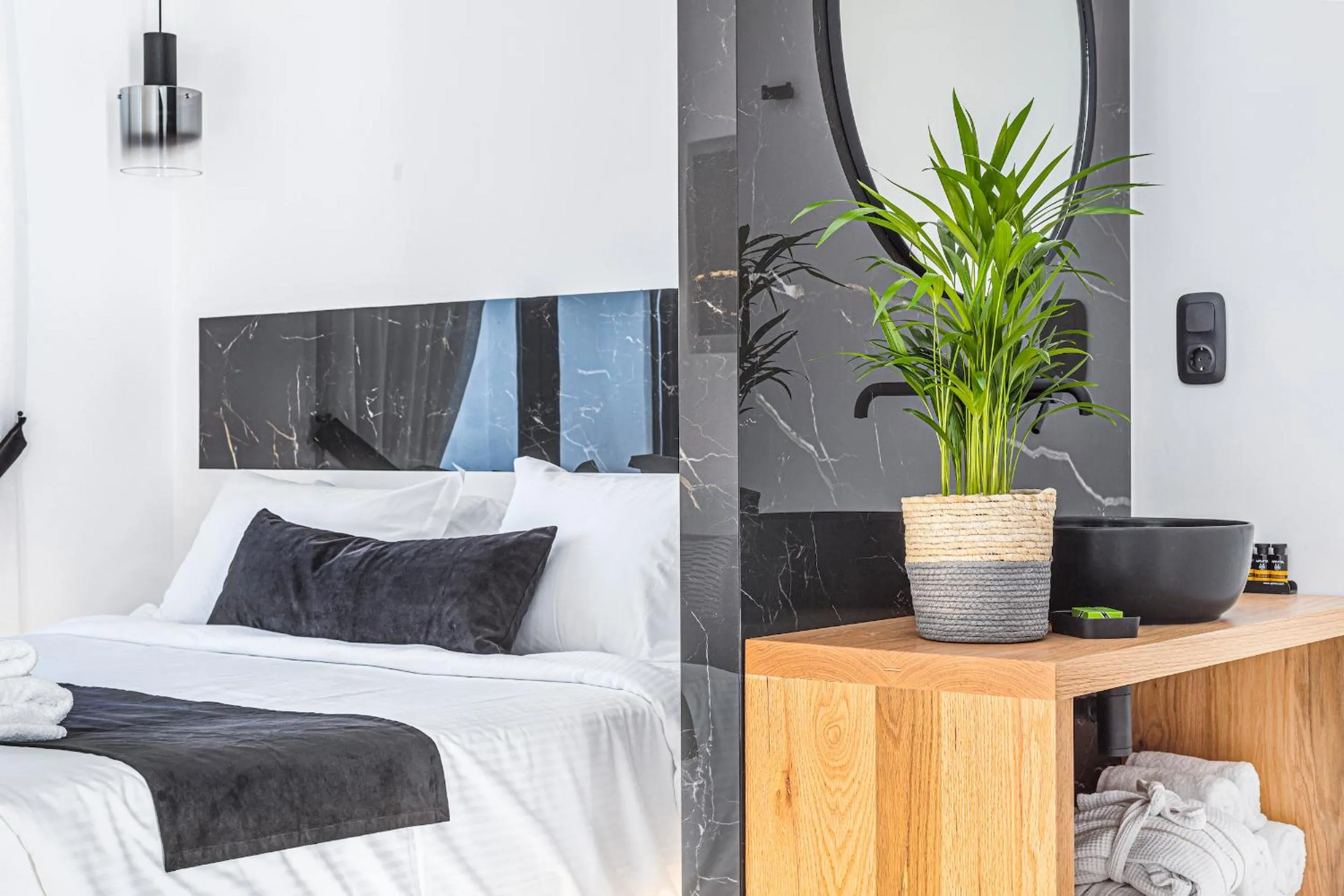 Photo of the whole room in Tagoo Black Mykonos