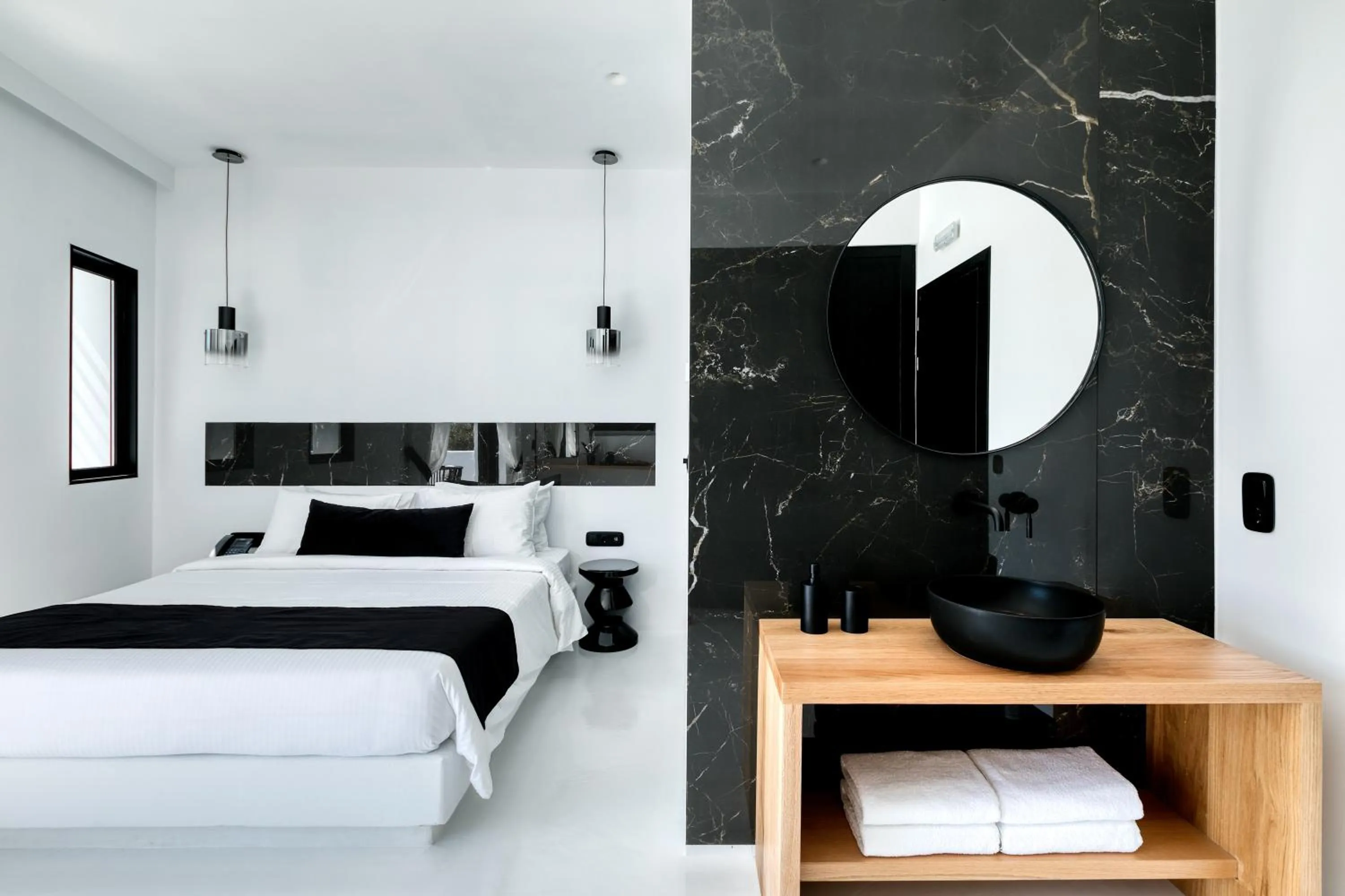 Bedroom in Tagoo Black Mykonos