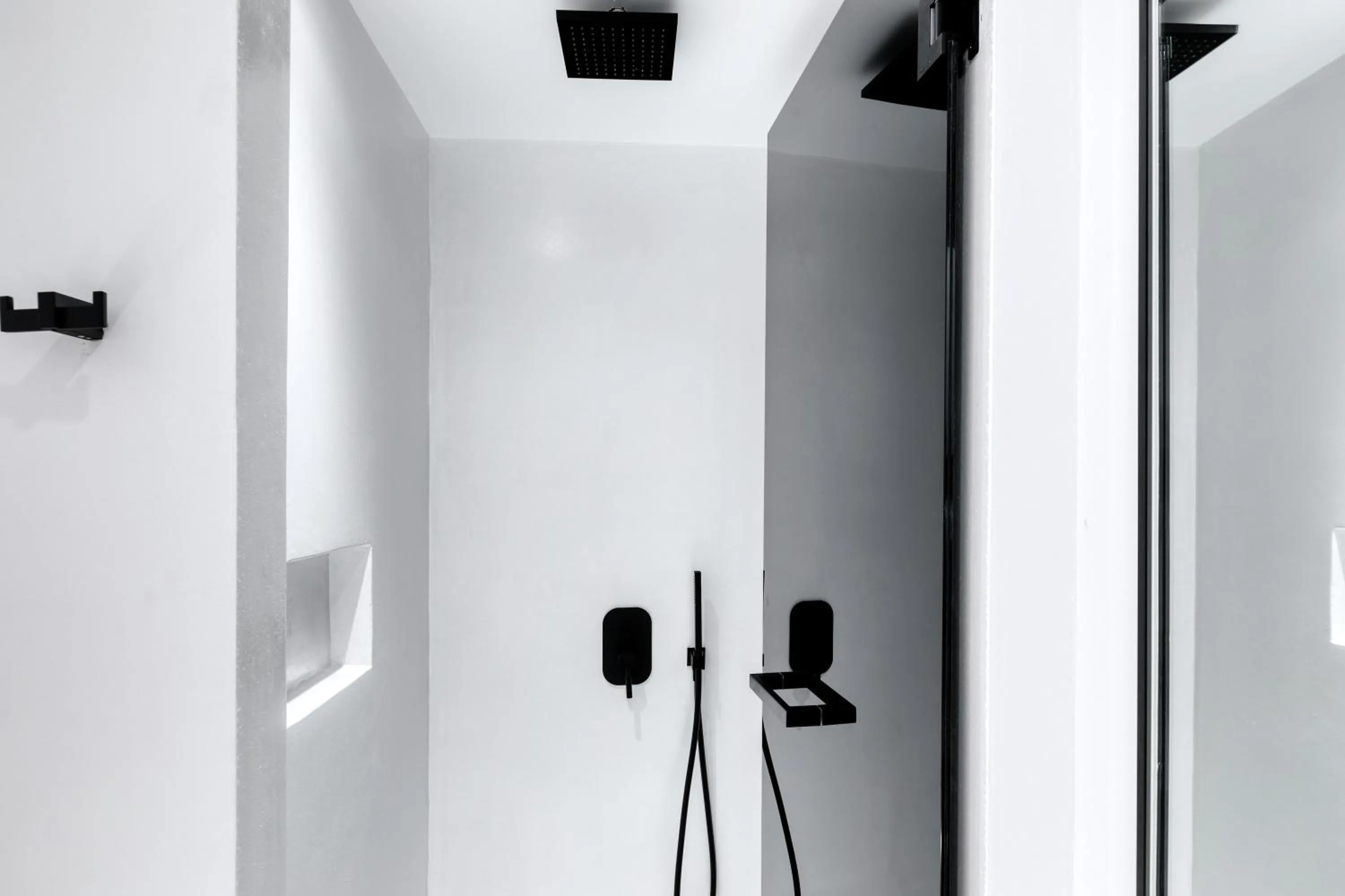 Shower in Tagoo Black Mykonos