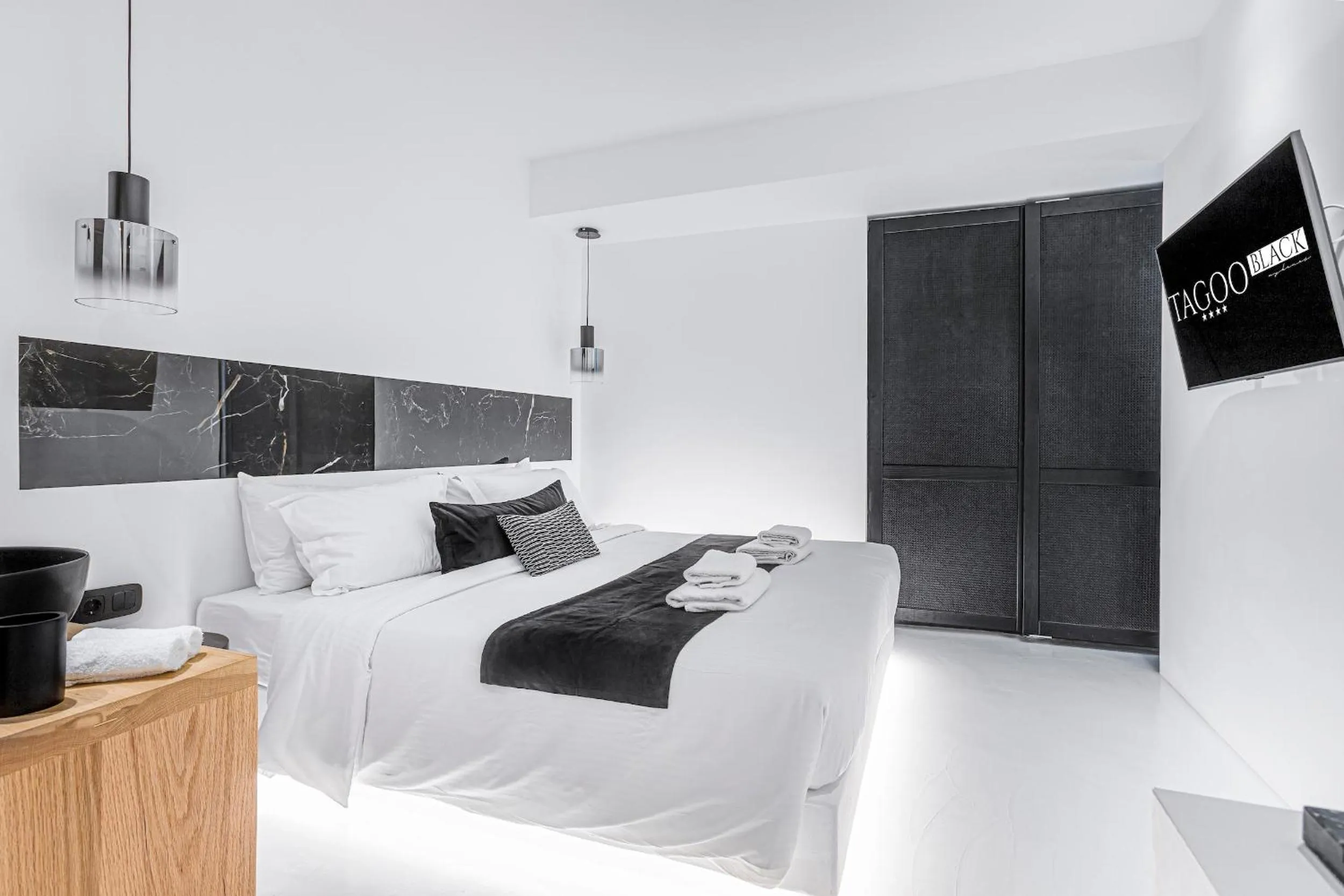 Bed in Tagoo Black Mykonos