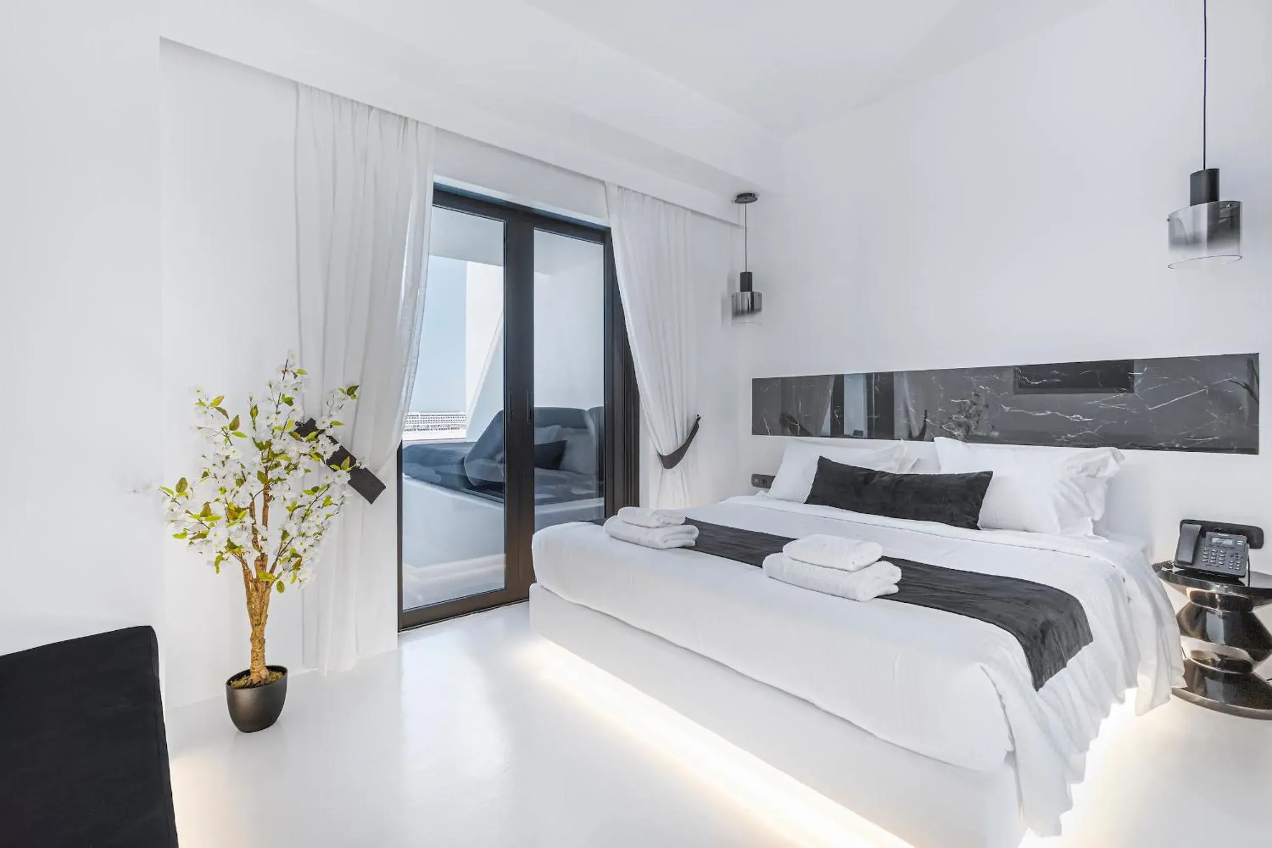 Deluxe Double Room with sea view and private pool in Tagoo Black Mykonos Deluxe Double Room with sea view and private pool in Tagoo Black Mykonos