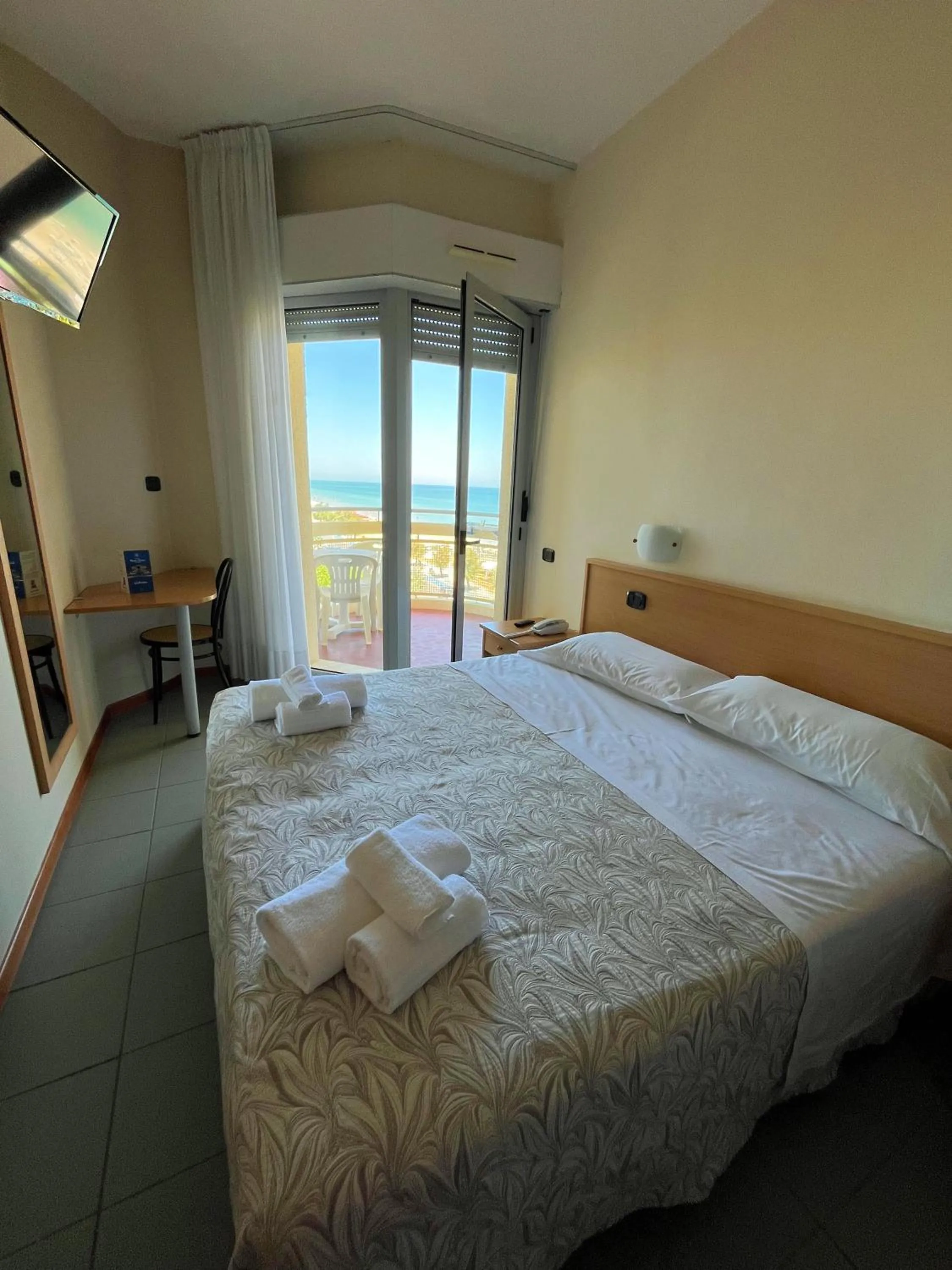 Bed in Hotel Nuovo Diana