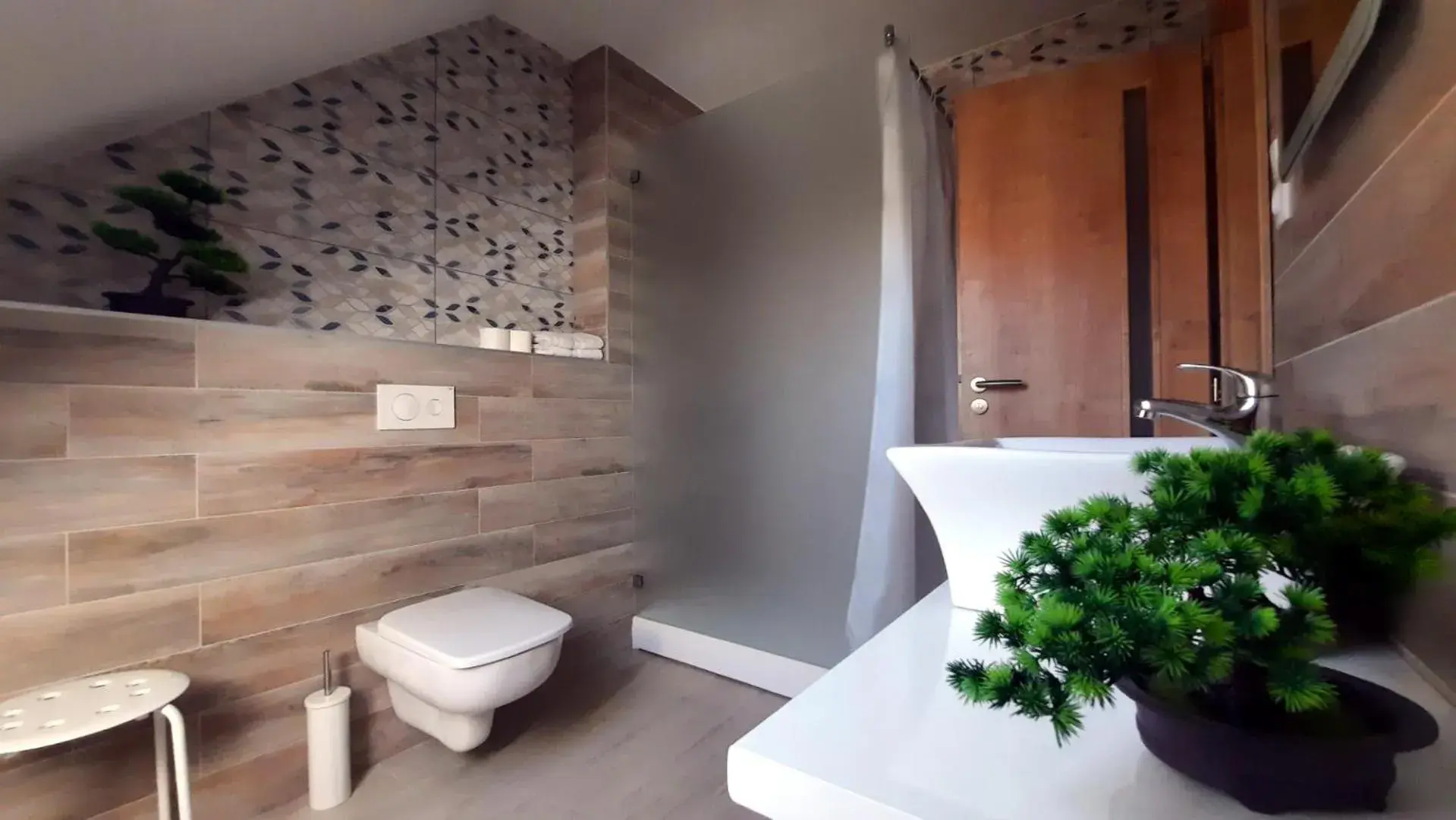 Deluxe Double or Twin Room in Airport Budapest Sarokhaz Panzio Deluxe Double or Twin Room in Airport Budapest Sarokhaz Panzio