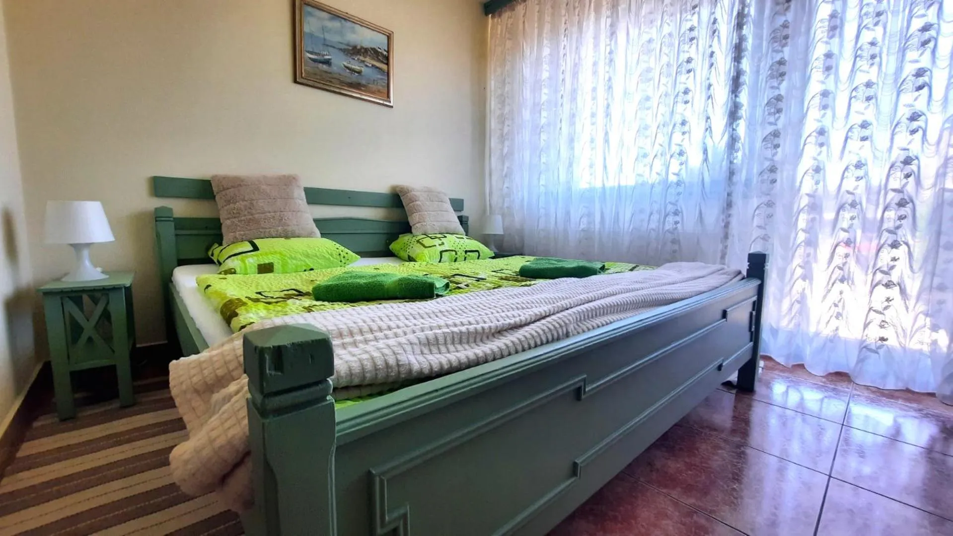 Bed in Airport Budapest Sarokhaz Panzio