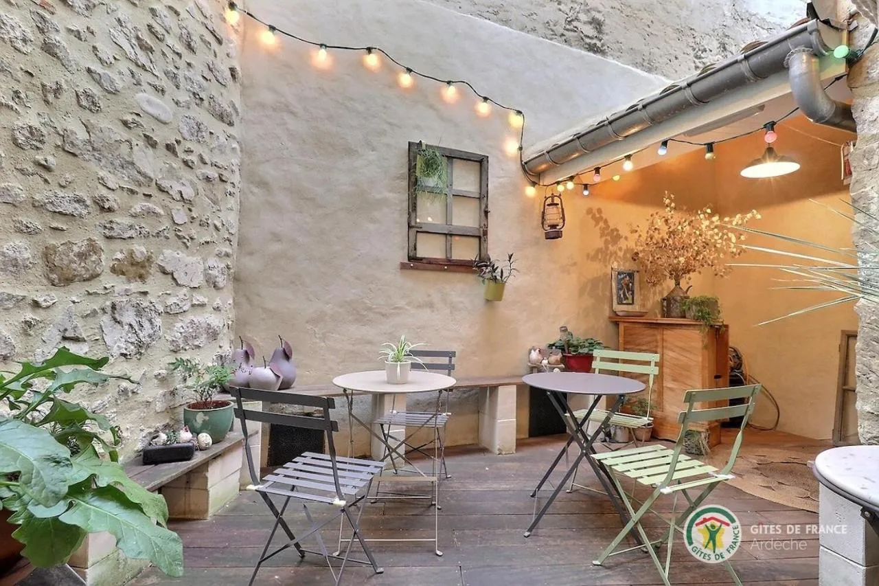 Gîte le pied du géant - Local sécurisé pour les vélos