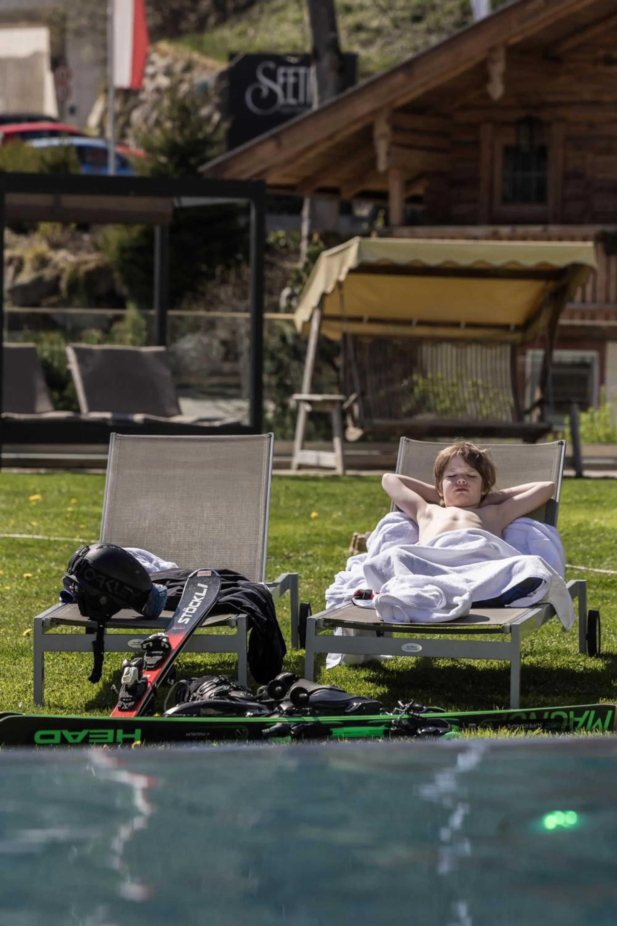 sunbed in Alpin Family Resort Seetal