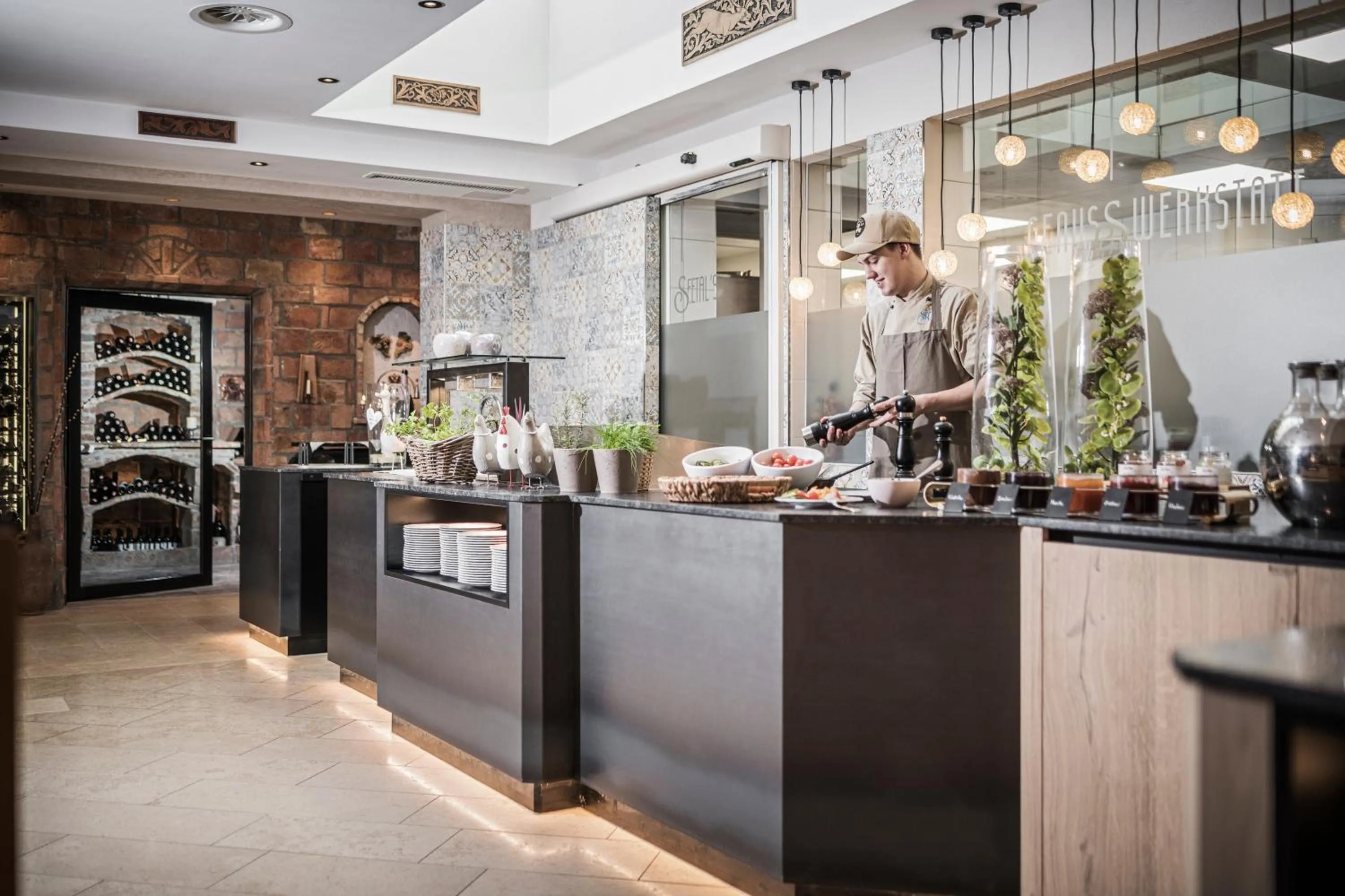 Restaurant/places to eat in Alpin Family Resort Seetal