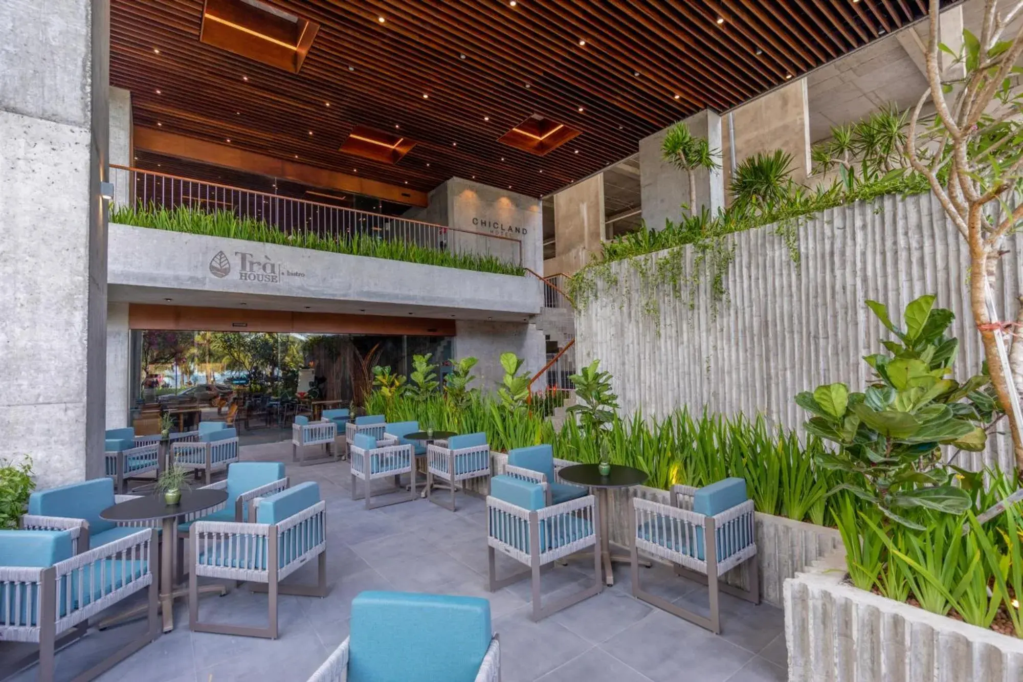 Restaurant/places to eat in Chicland Boutique Danang Beach Hotel Restaurant/places to eat in Chicland Boutique Danang Beach Hotel