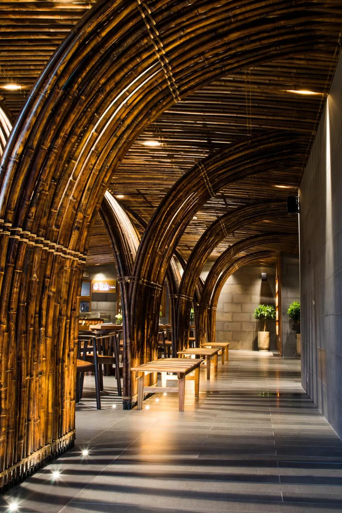 Restaurant/places to eat in Chicland Boutique Danang Beach Hotel