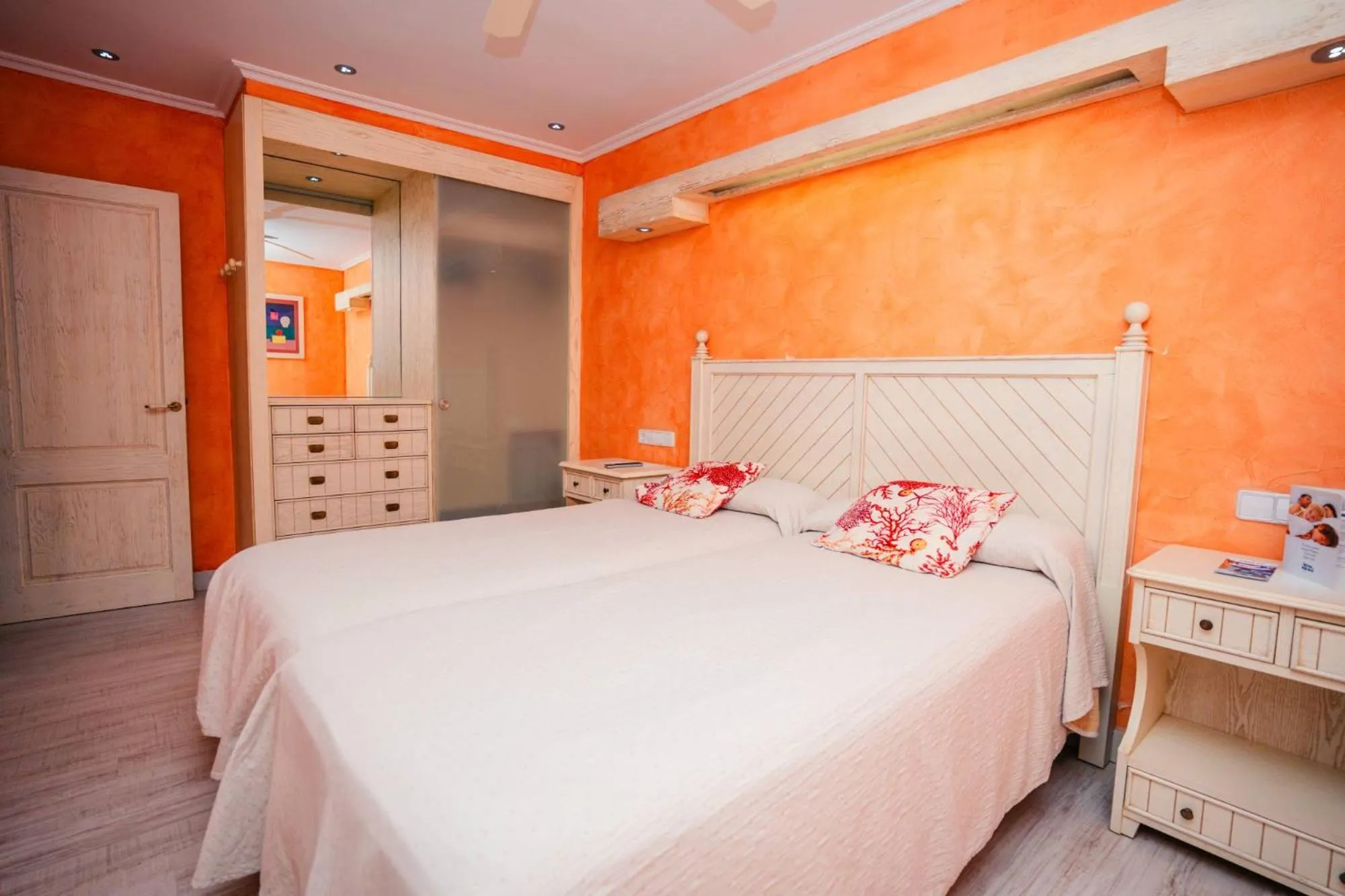 Bedroom, Bed in Royal Son Bou Family Club