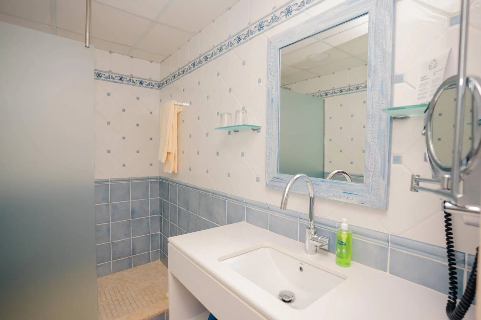 Bathroom in Royal Son Bou Family Club