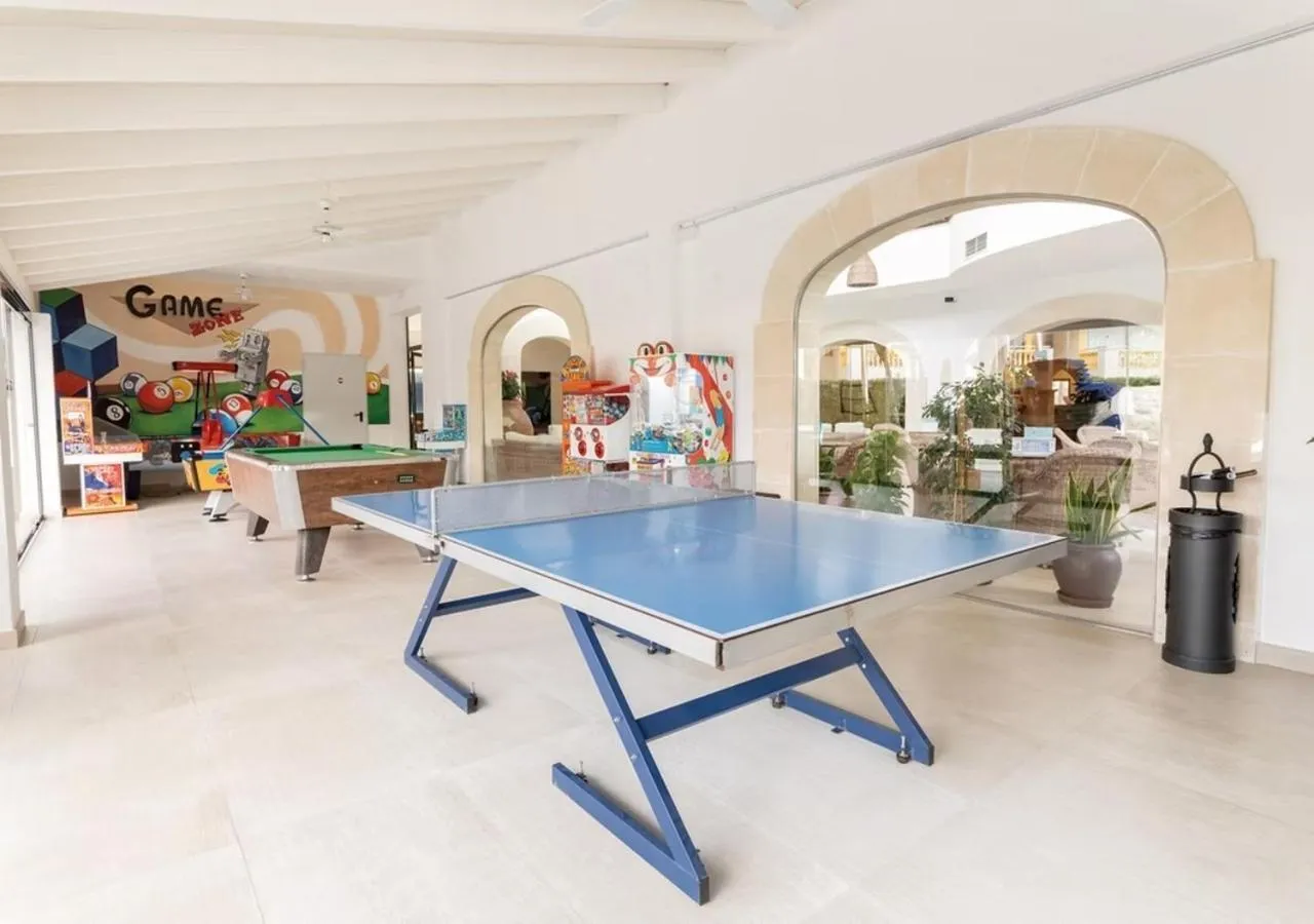 Property building in Royal Son Bou Family Club