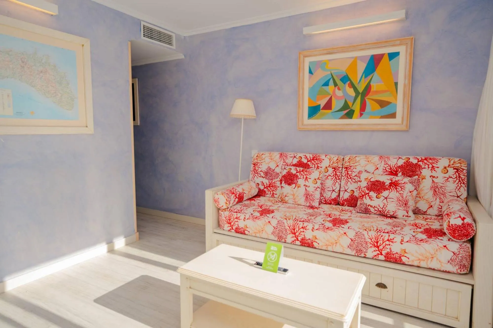 Living room, Bed in Royal Son Bou Family Club