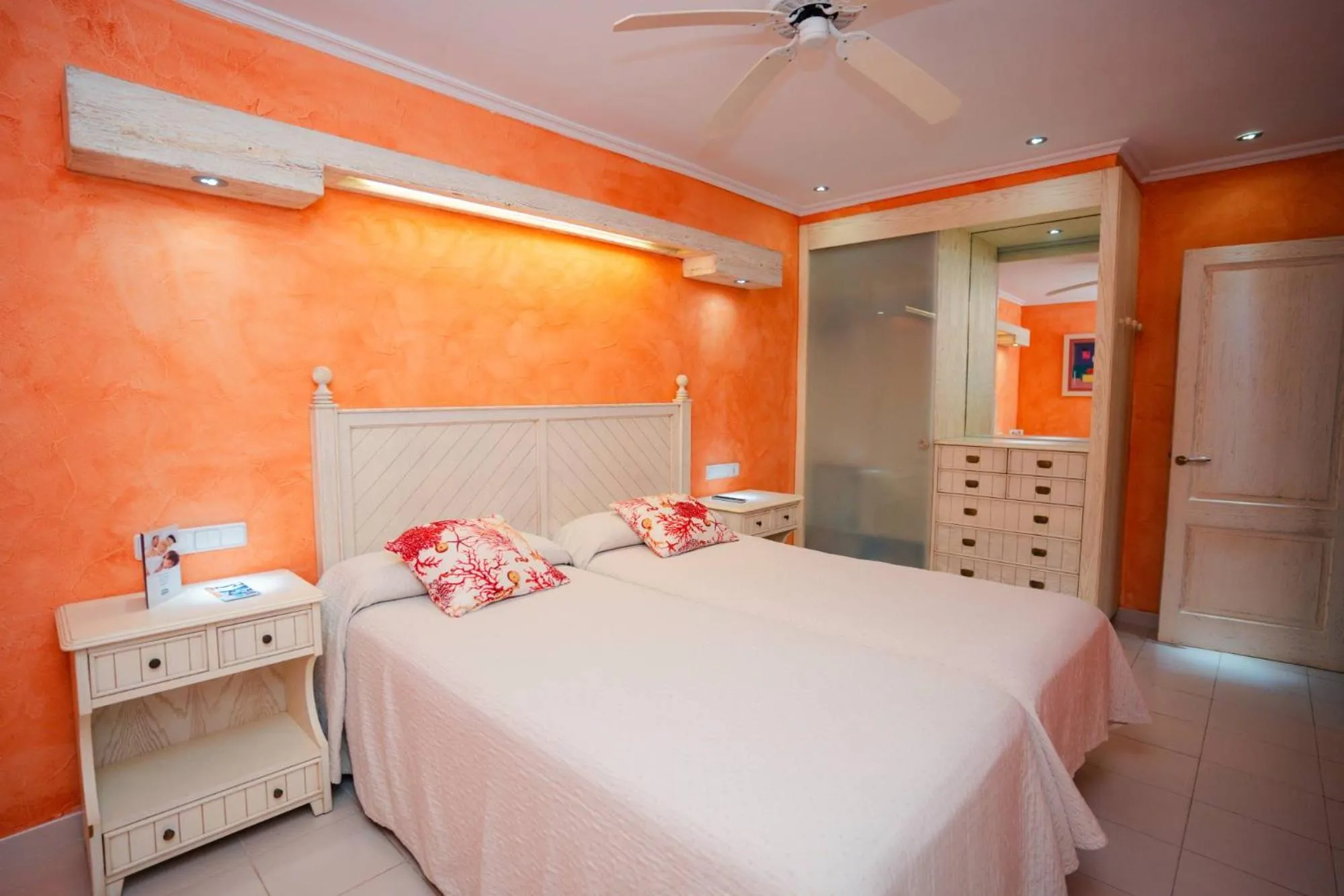 Bedroom, Bed in Royal Son Bou Family Club