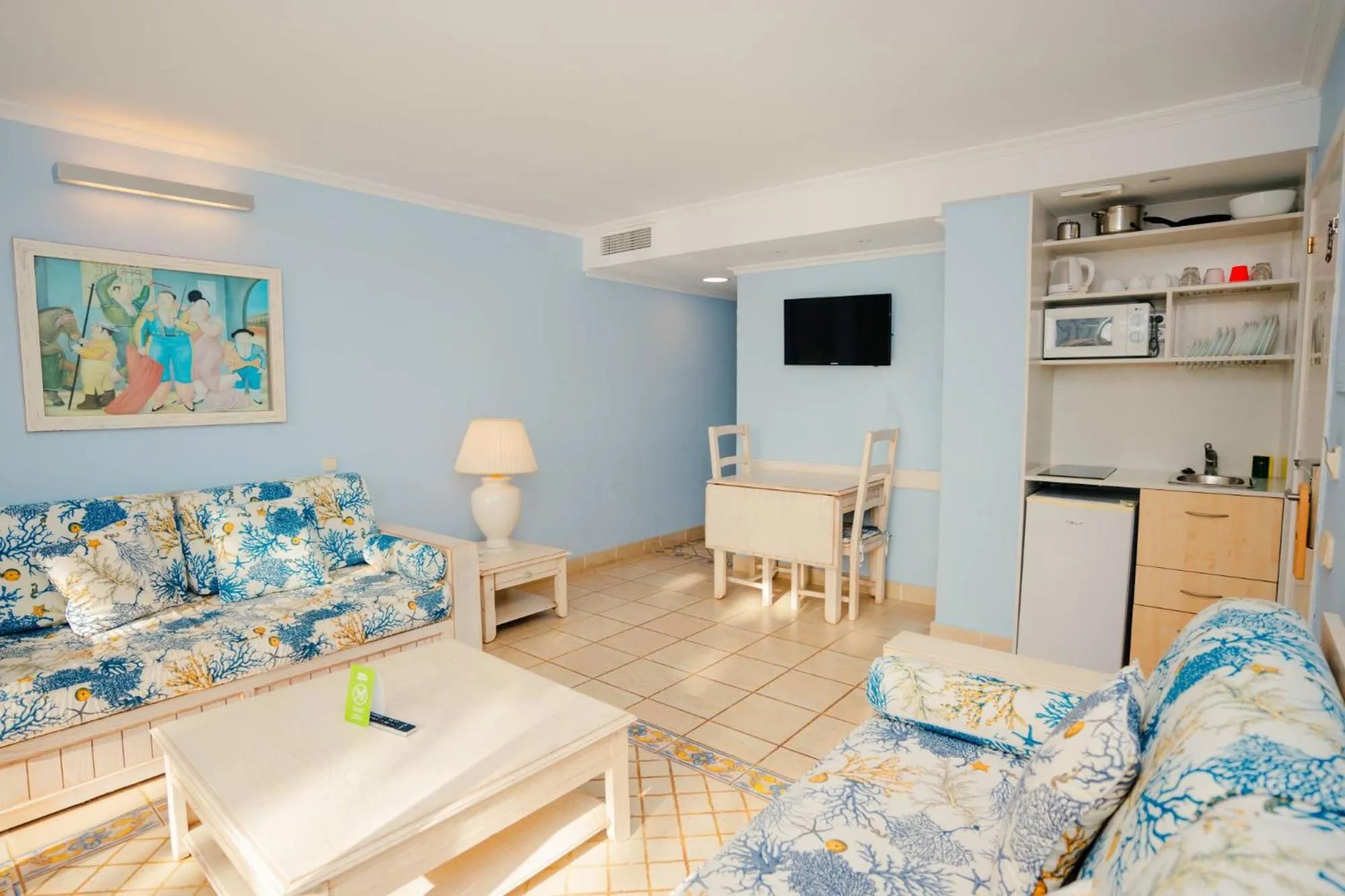 Bed in Royal Son Bou Family Club