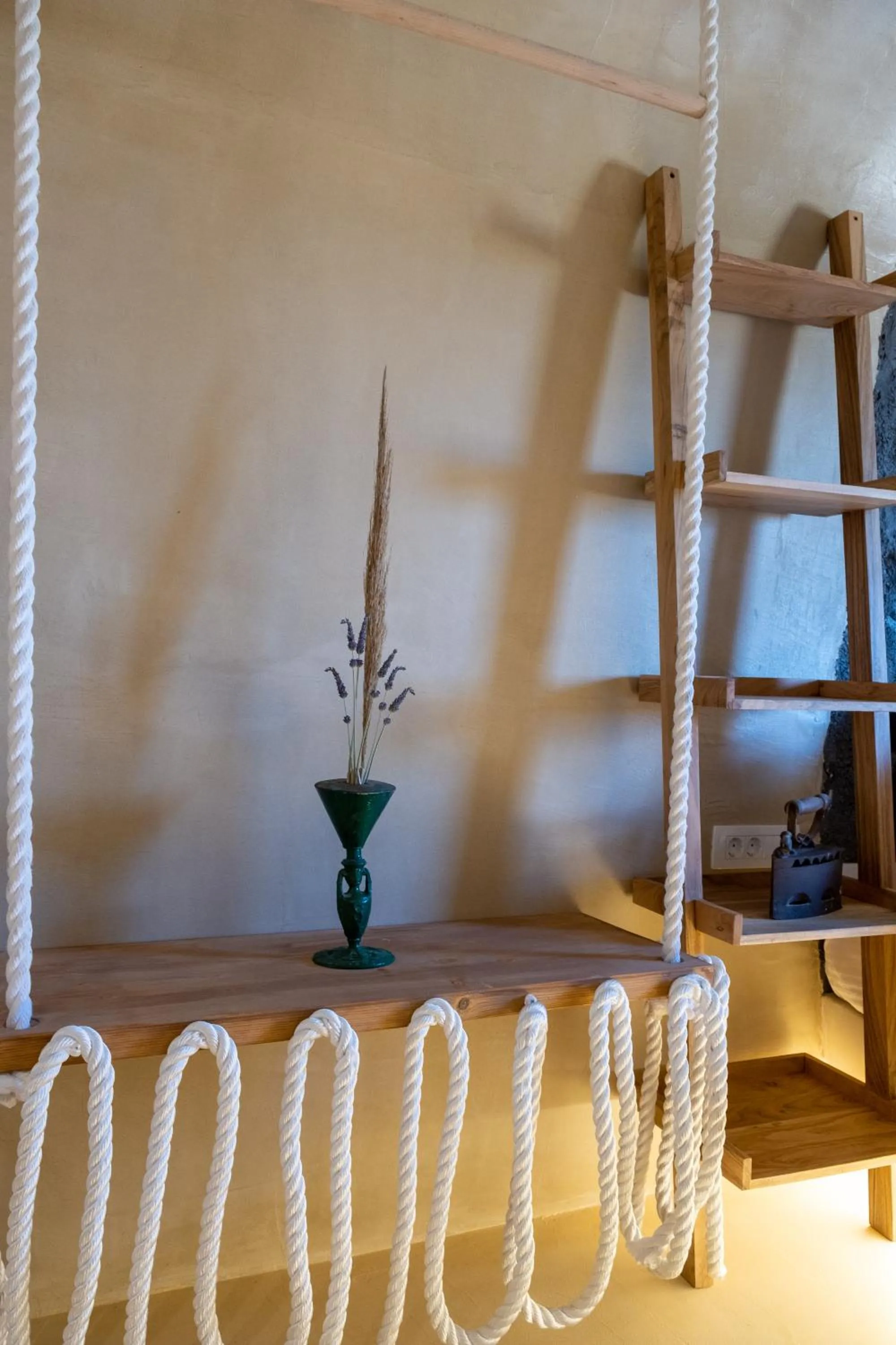 Decorative detail, Bed in Pasithea Suites