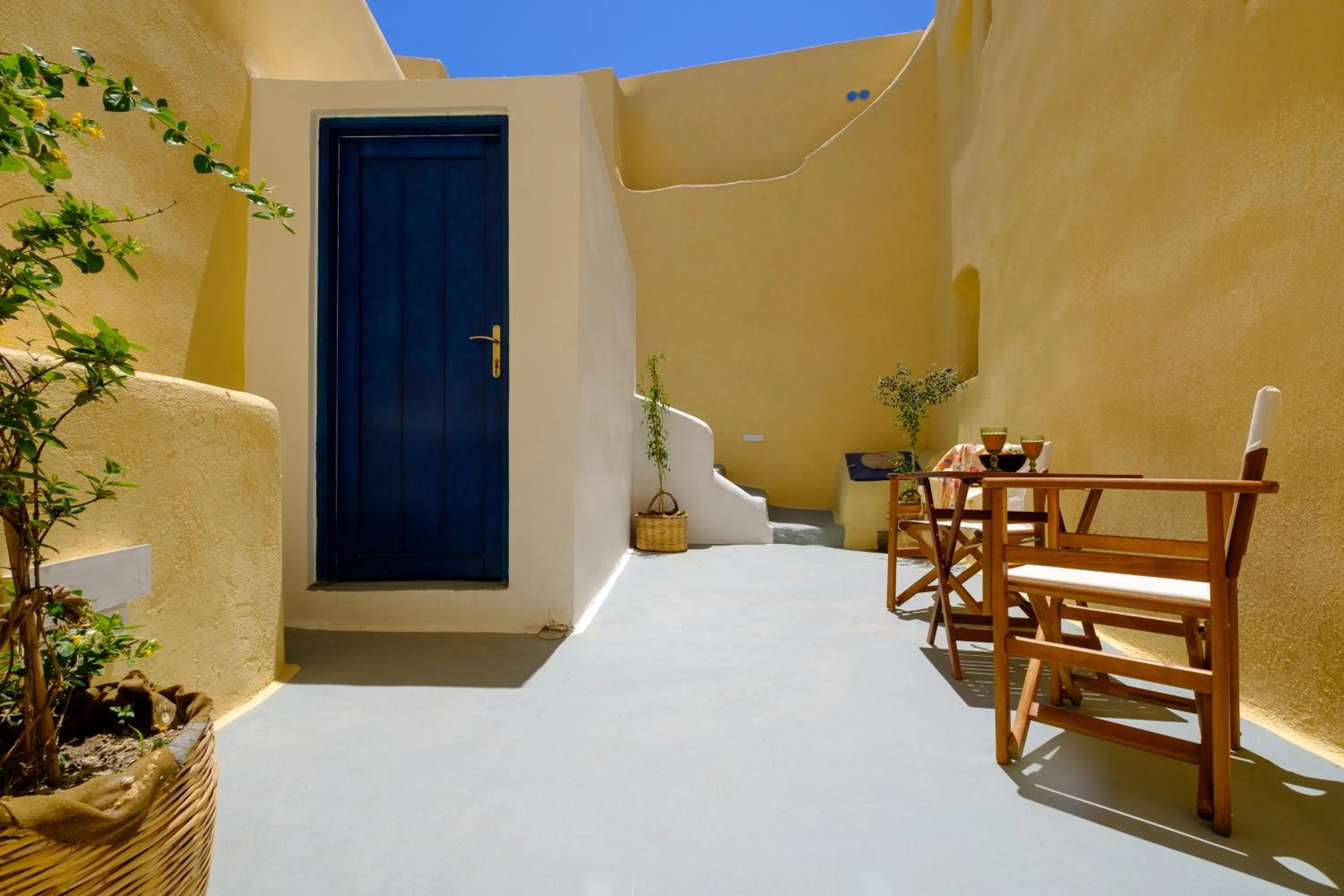 Patio in Pasithea Suites