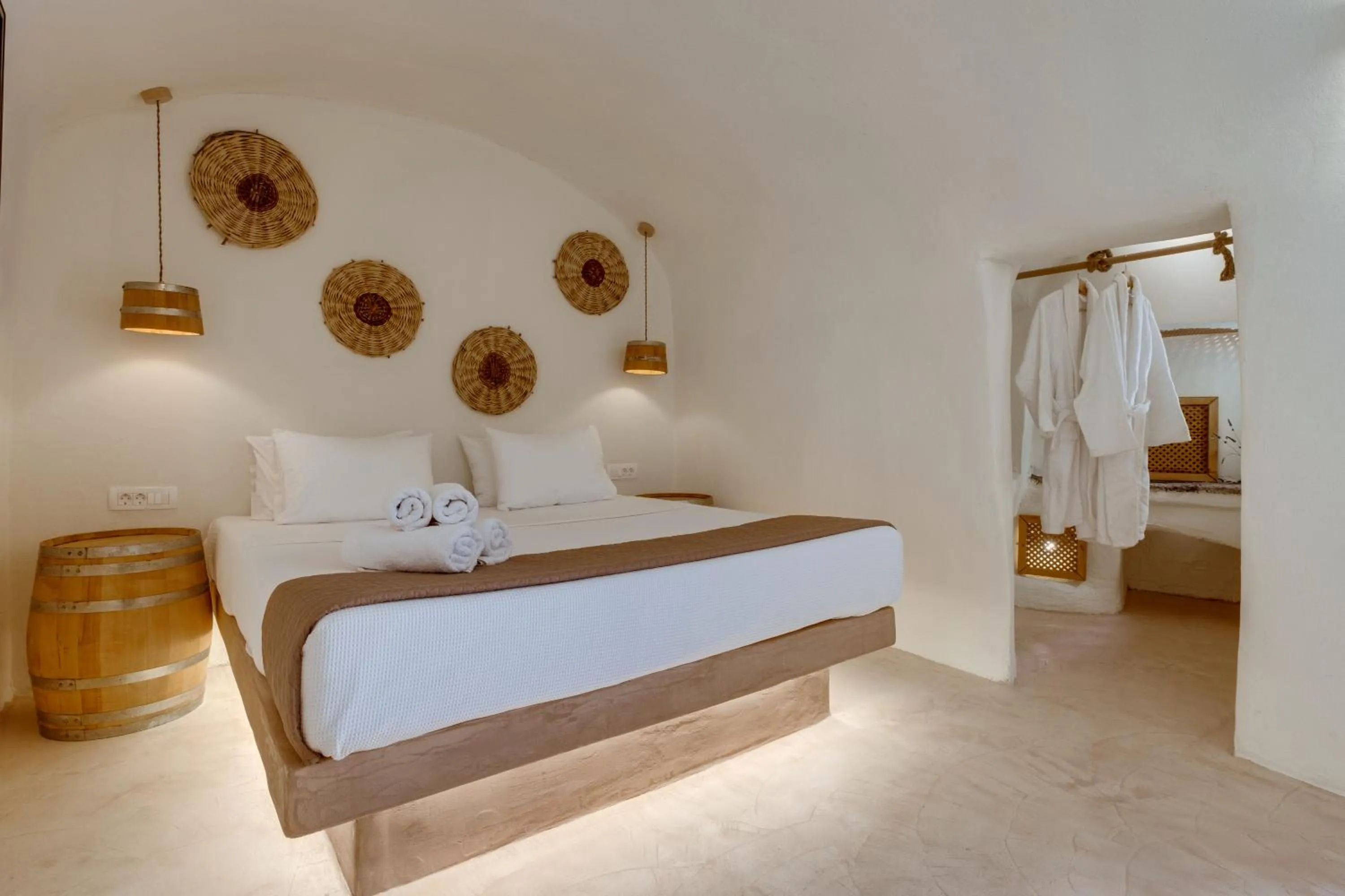 Bedroom, Bed in Pasithea Suites