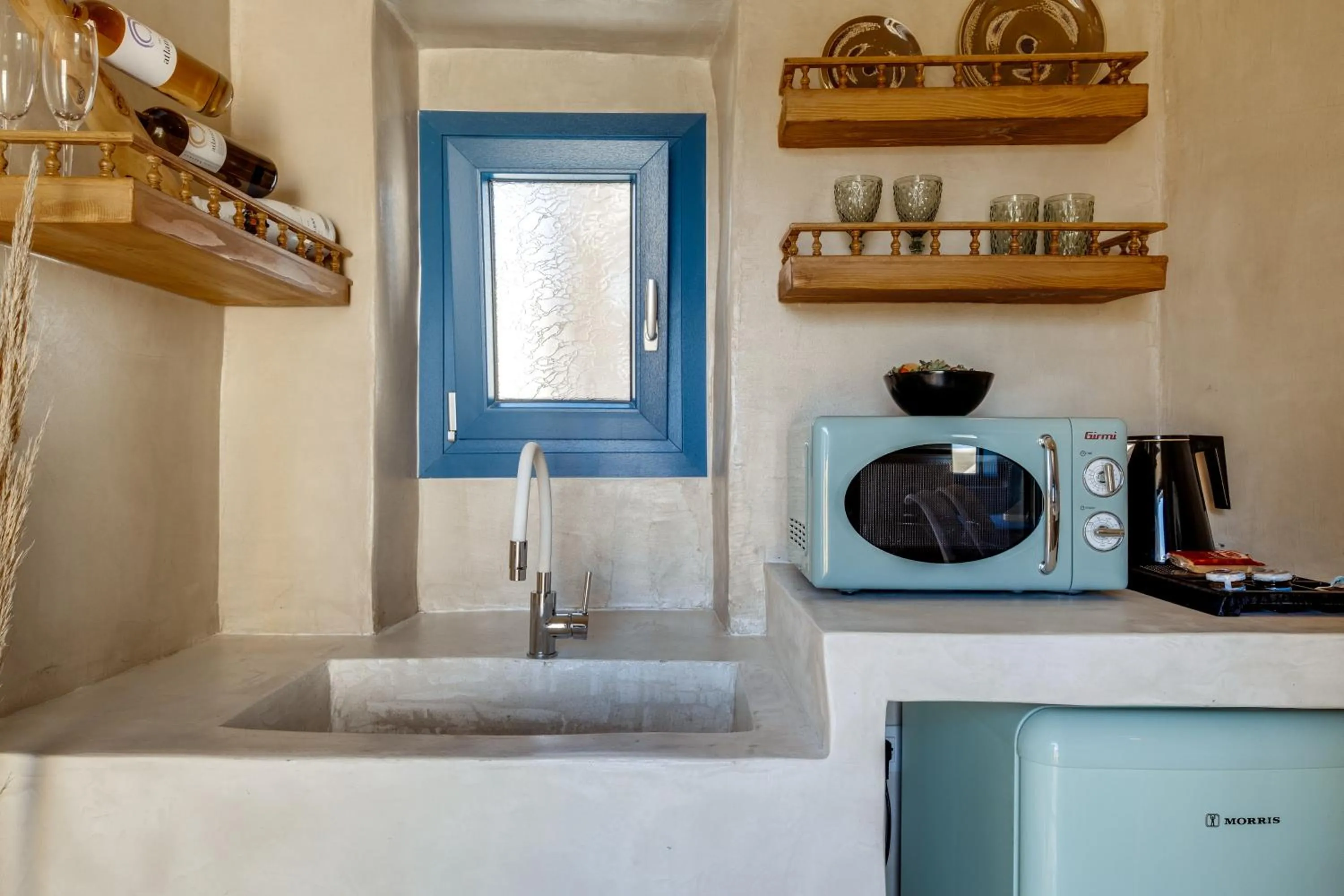 Kitchen or kitchenette in Pasithea Suites