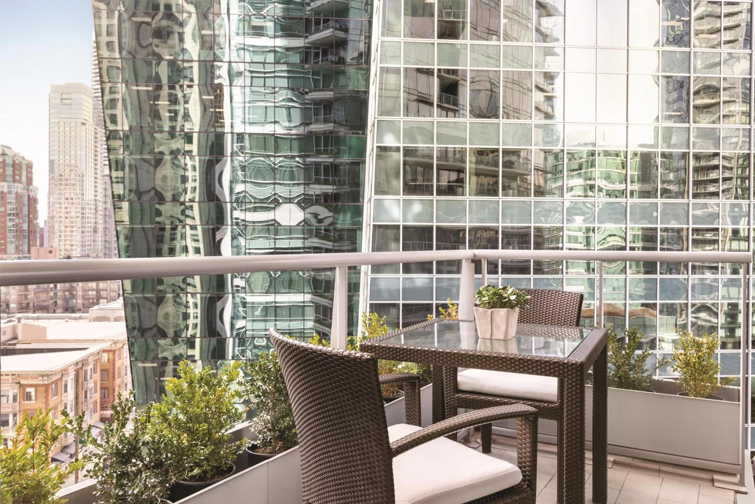 Bedroom in Hyatt Vancouver Downtown Alberni