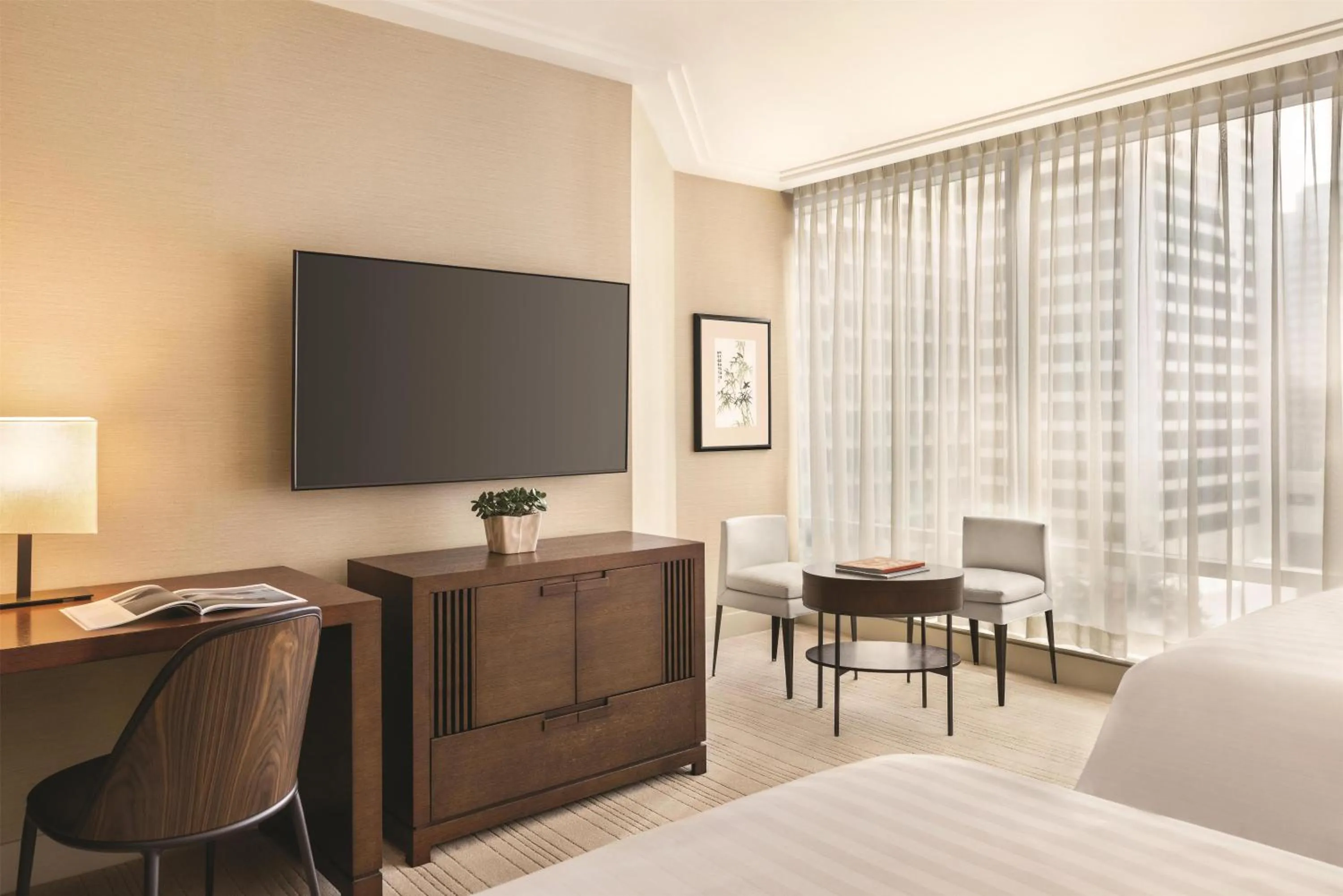 Bedroom, Bed in Hyatt Vancouver Downtown Alberni