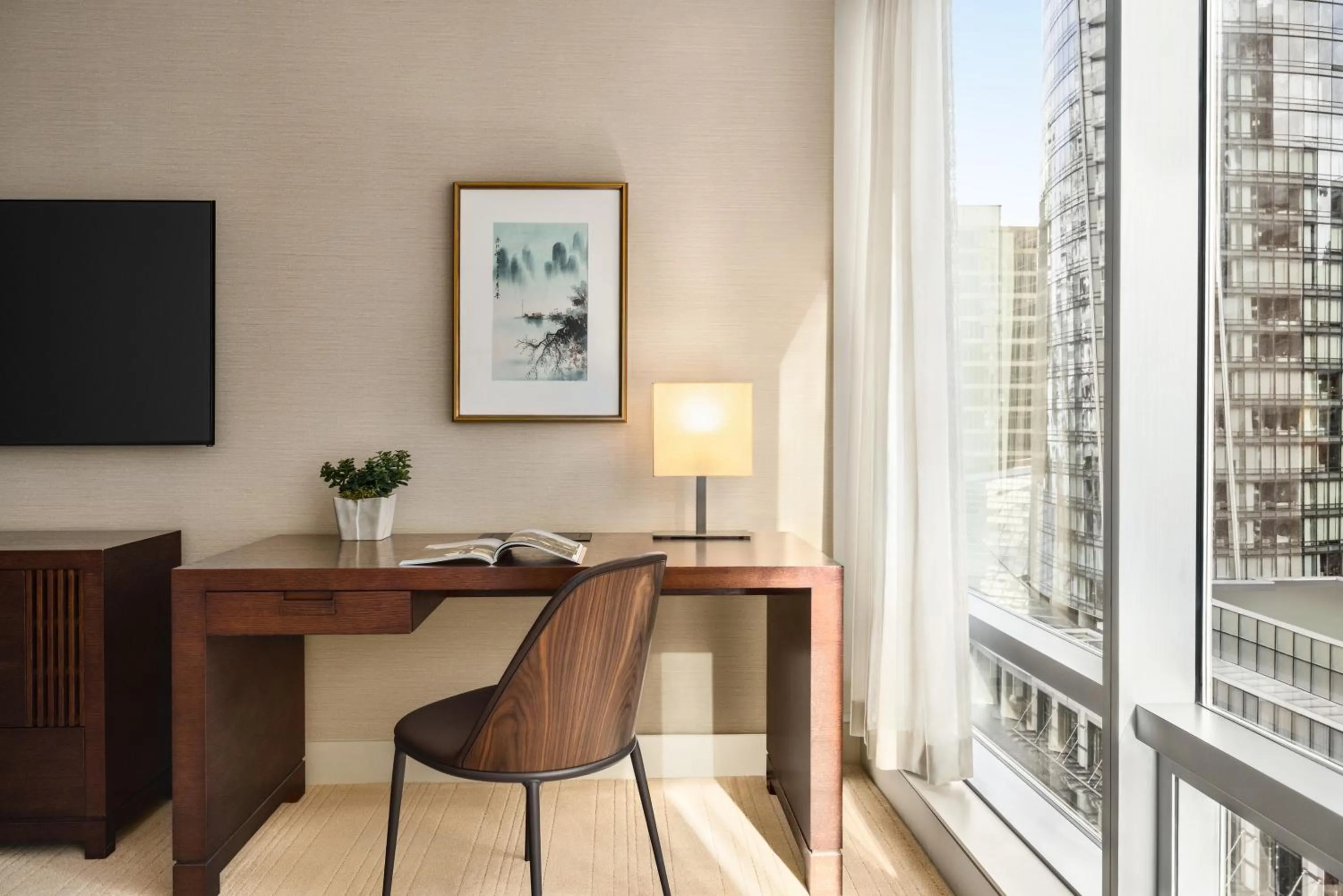 TV and multimedia in Shangri-La Vancouver