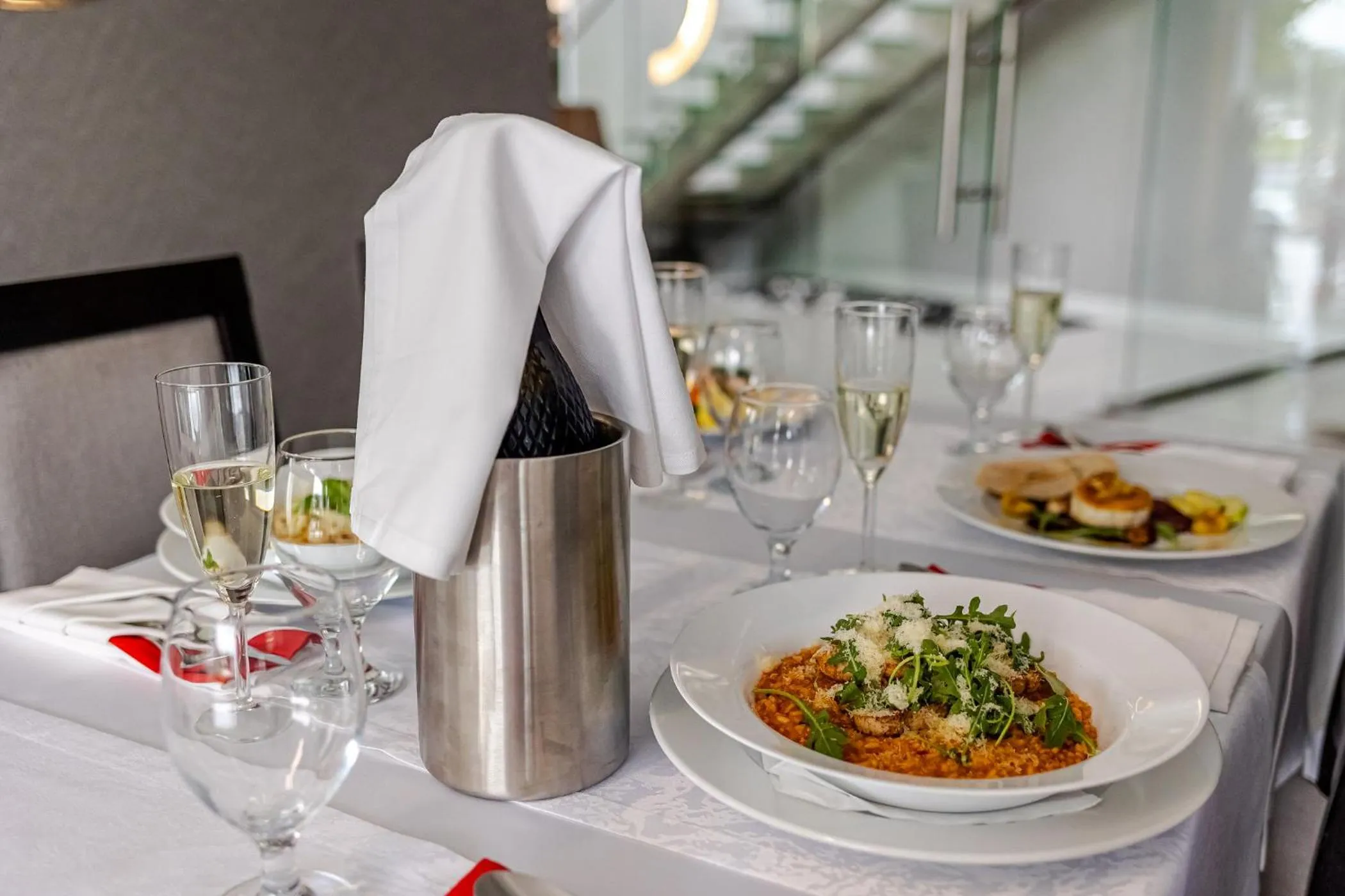 Food and drinks in Hotel Alibaba