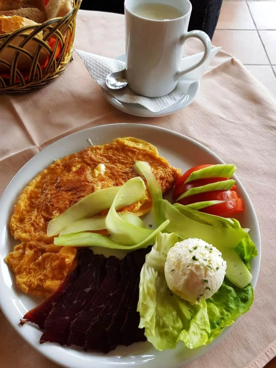 Breakfast in Hotel Dulovic