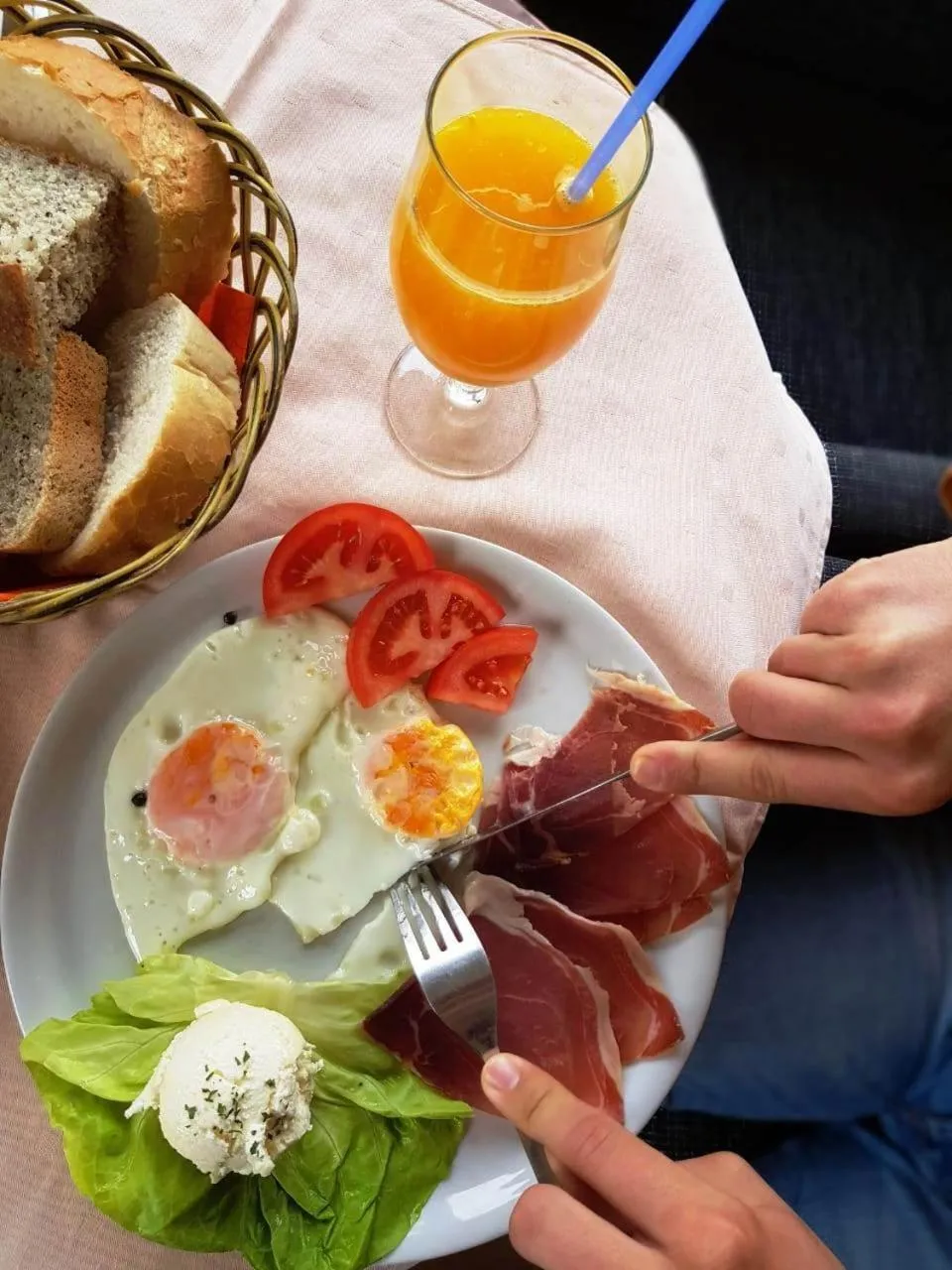 Breakfast in Hotel Dulovic