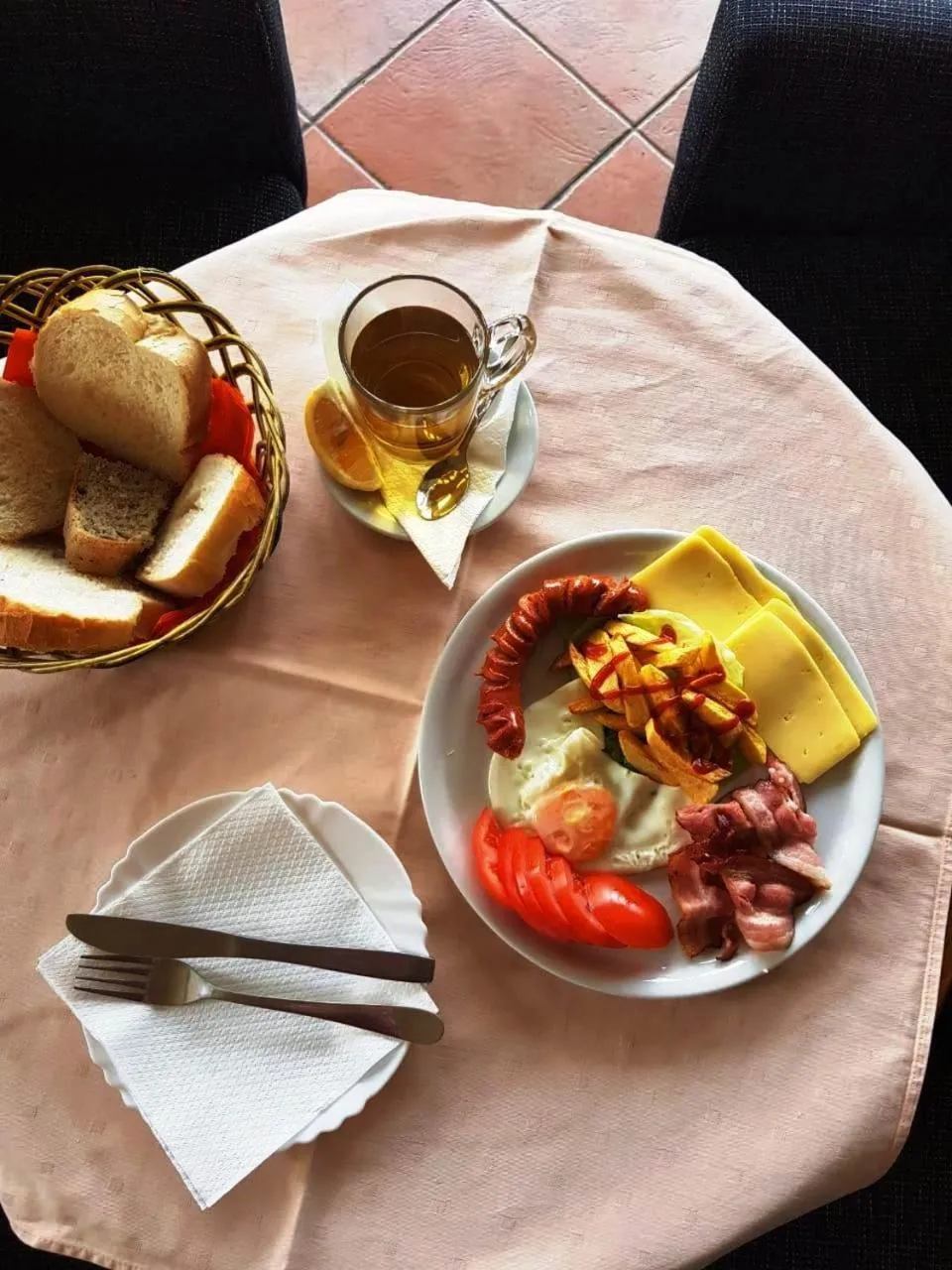 Breakfast in Hotel Dulovic