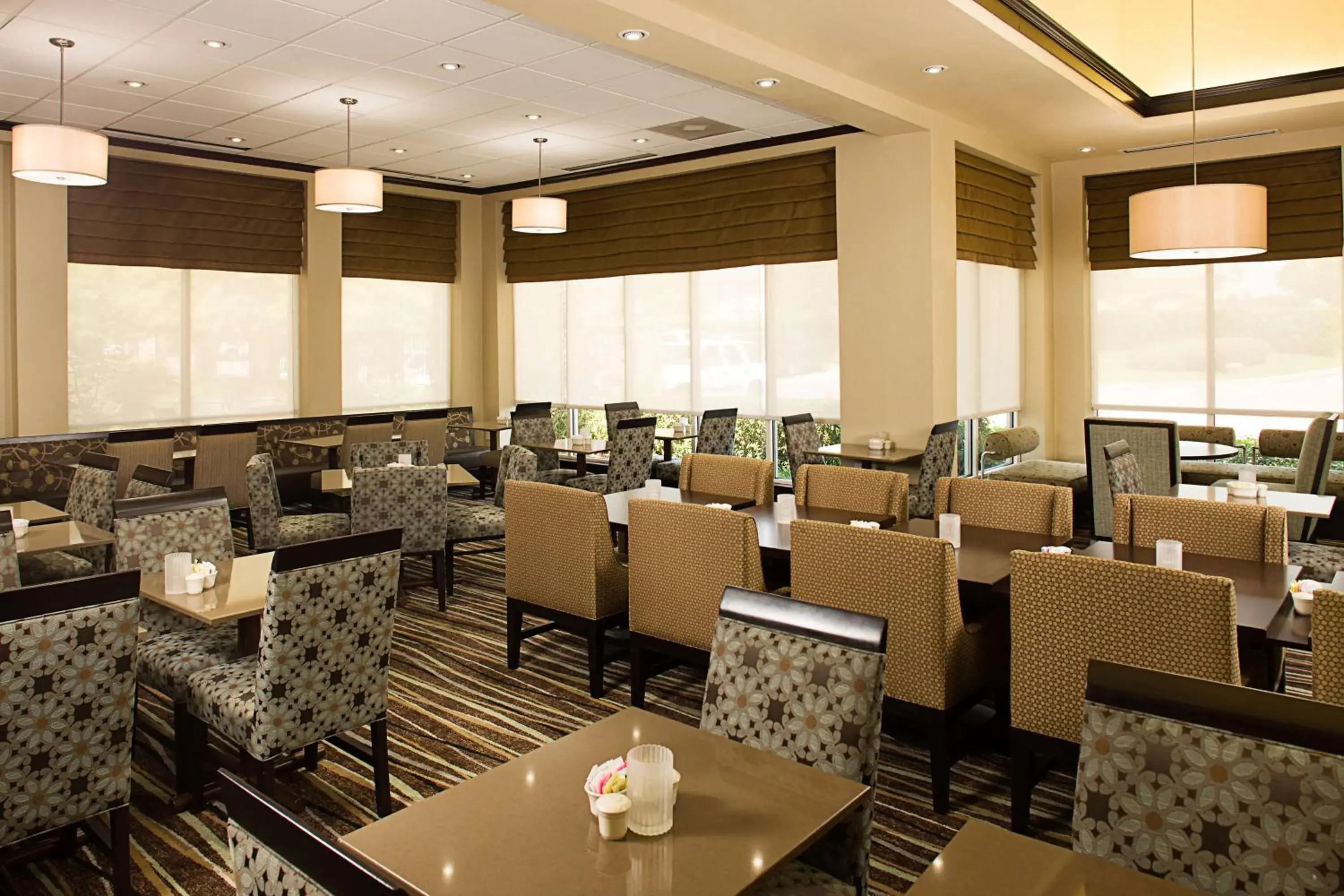 Restaurant/places to eat in Hilton Garden Inn DFW Airport South Restaurant/places to eat in Hilton Garden Inn DFW Airport South