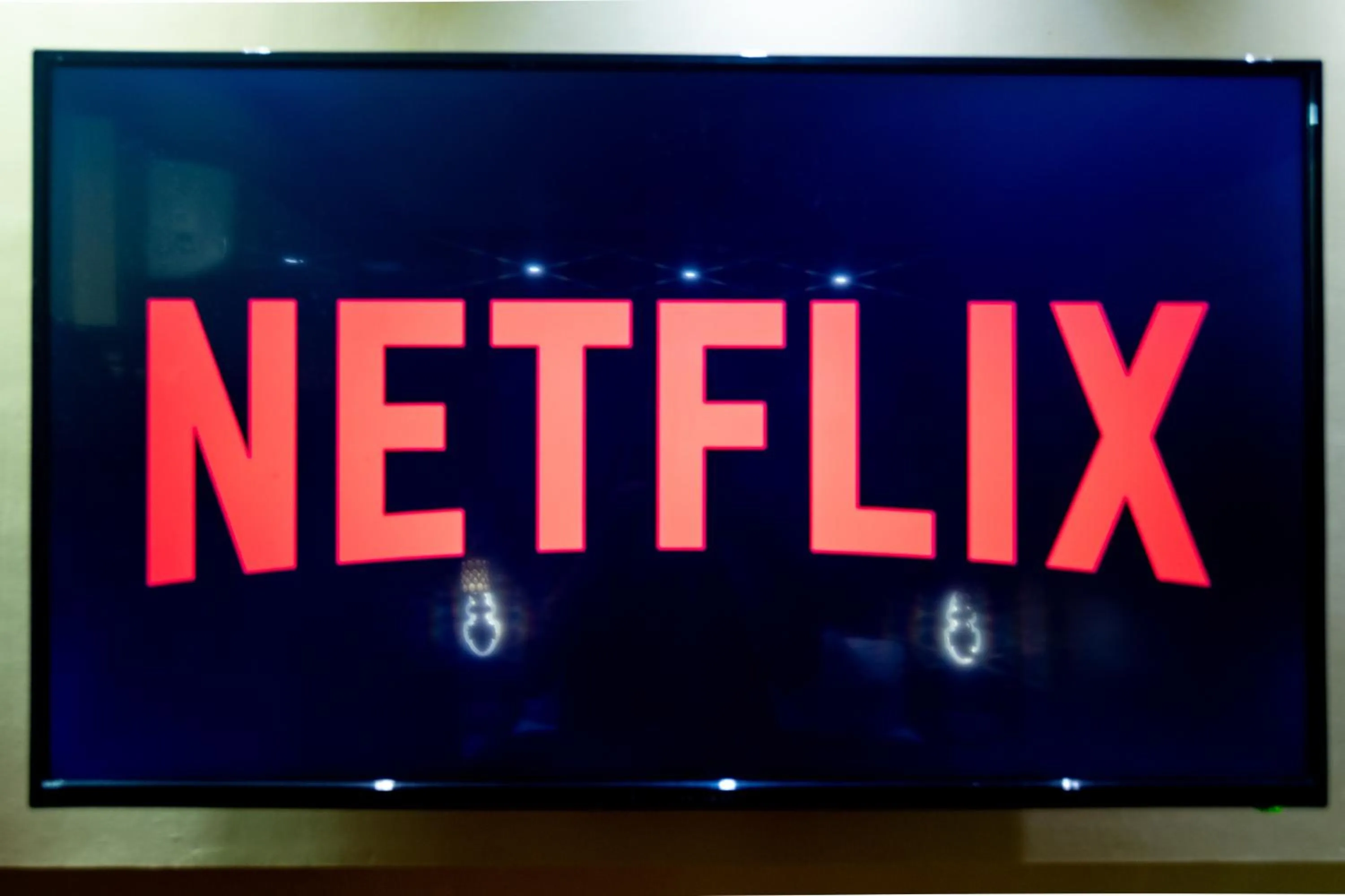 TV and multimedia in Onn Shelter Inn