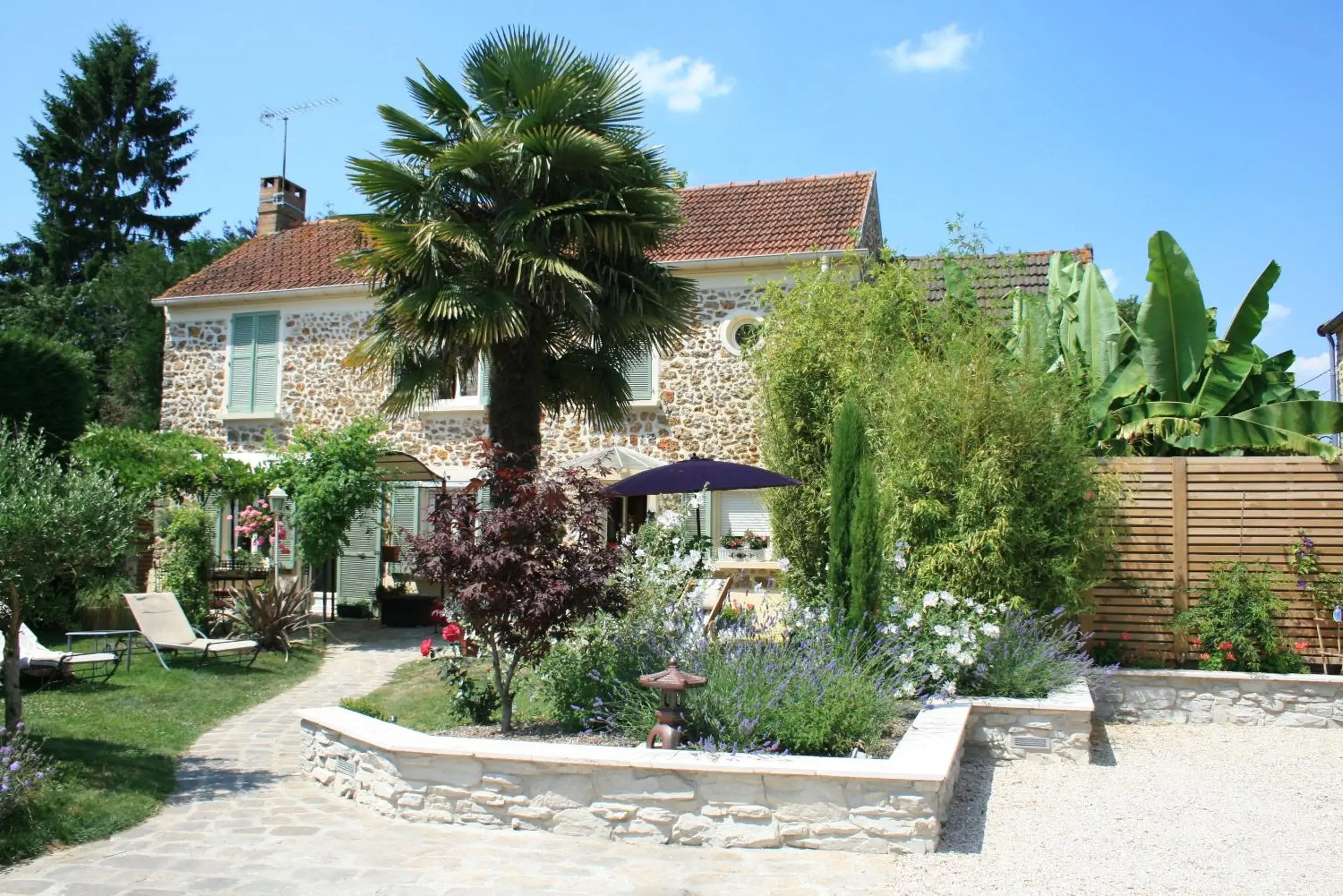 Chambres d'Hôtes Le Petit Nailly Chambres d'Hôtes Le Petit Nailly
