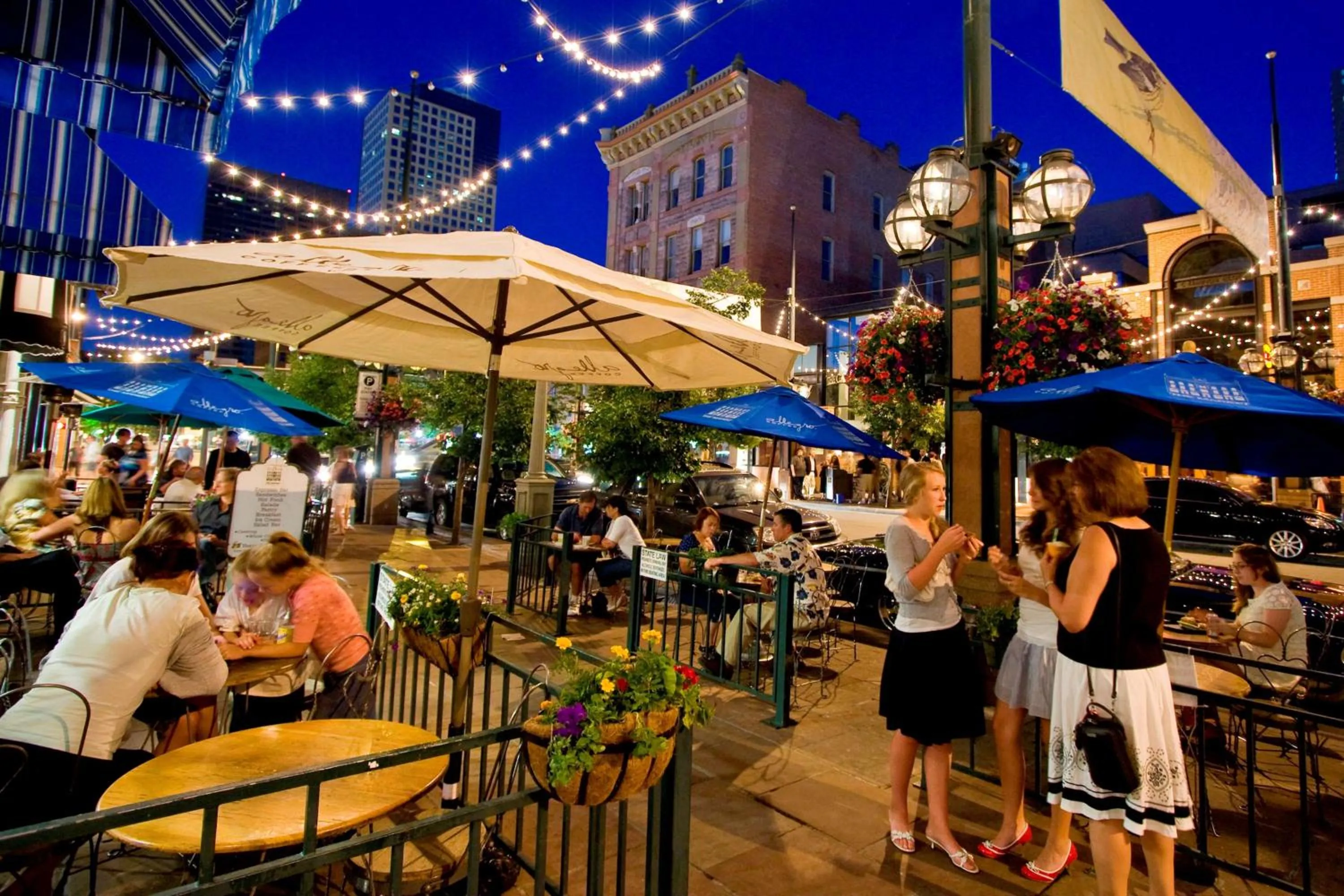 Restaurant/places to eat in Hampton Inn Denver West Federal Center